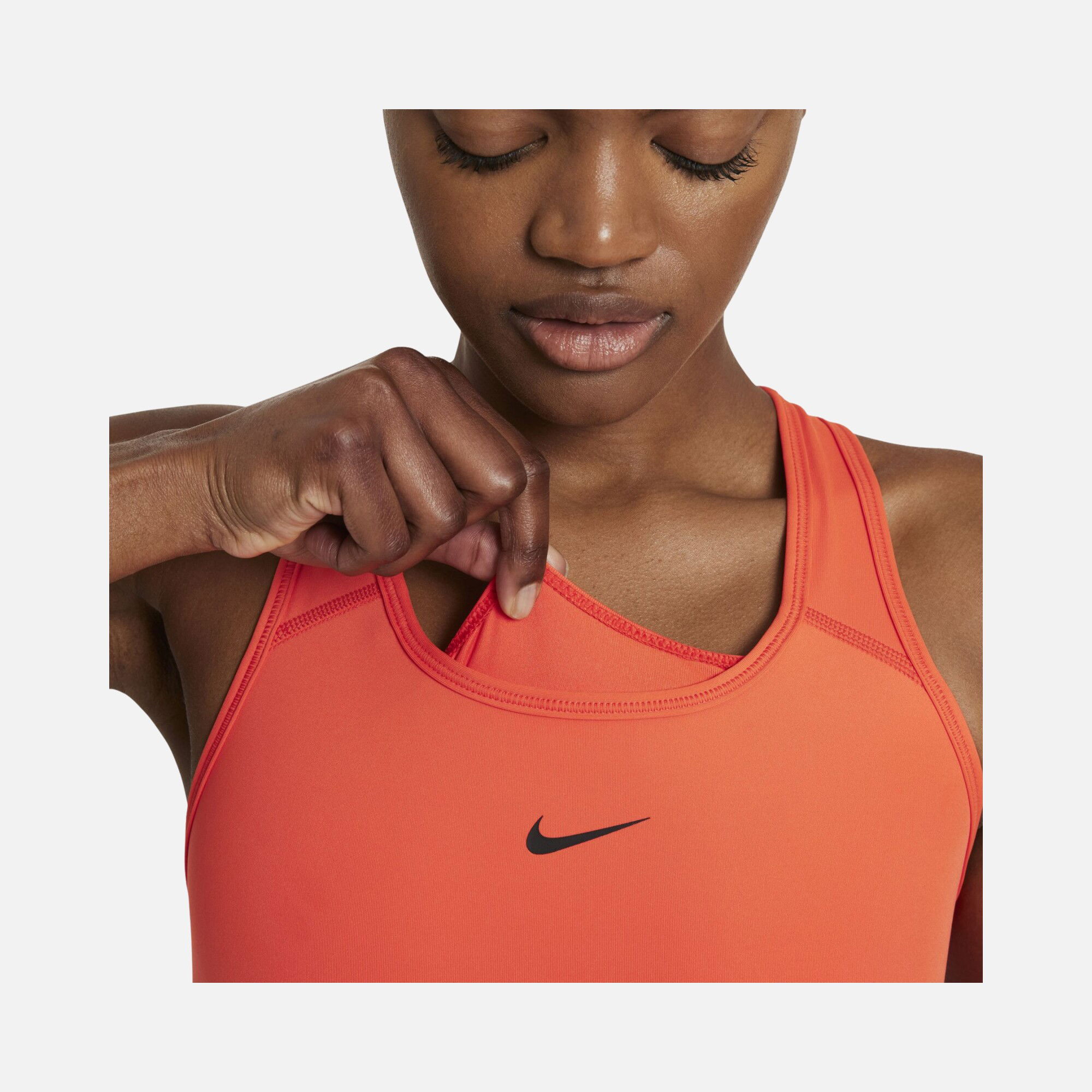 Nike Swoosh Medium Support 1-Piece Pad Sports Kadın Bra