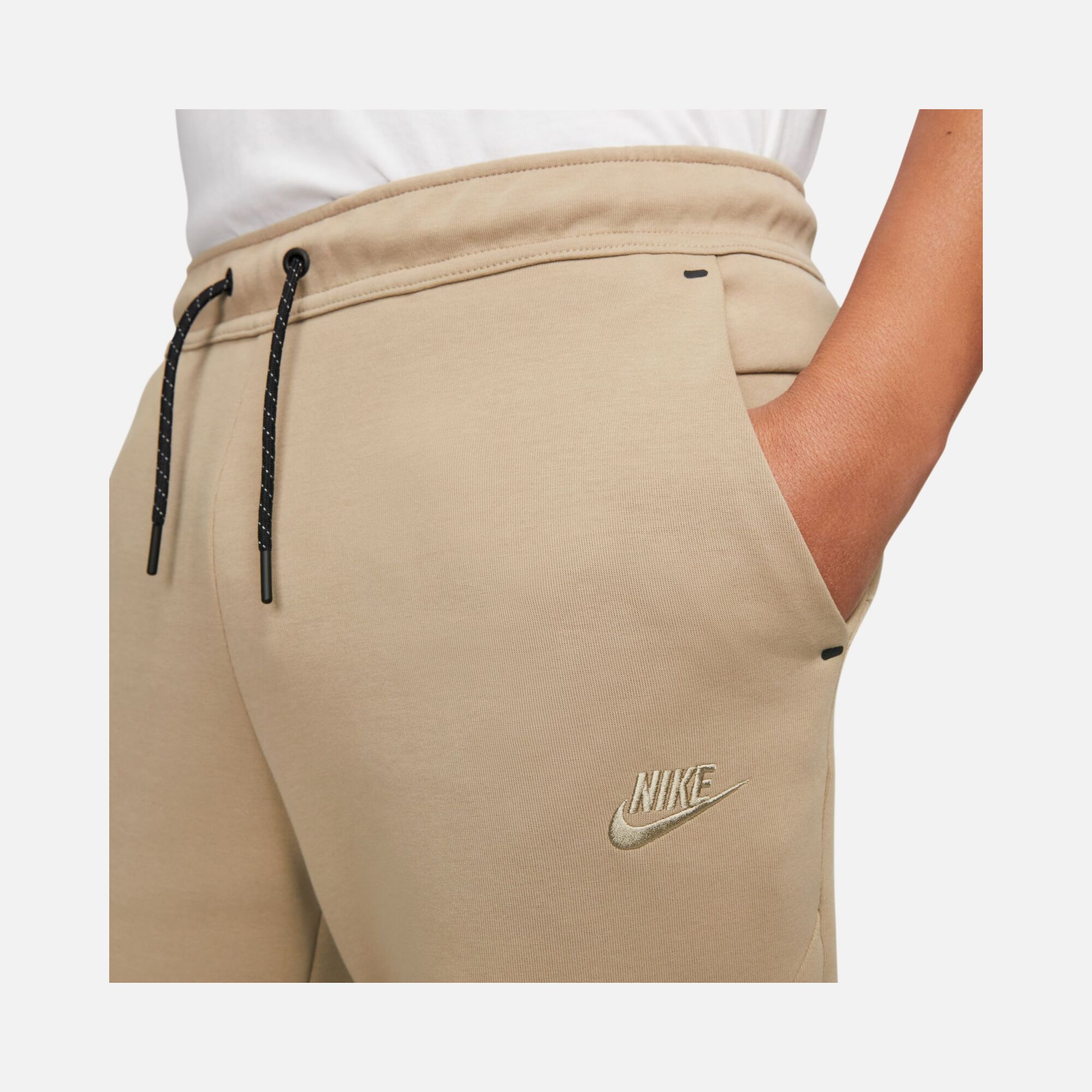 Nike Sportswear Tech Fleece Graphic Joggers Erkek Eşofman Altı