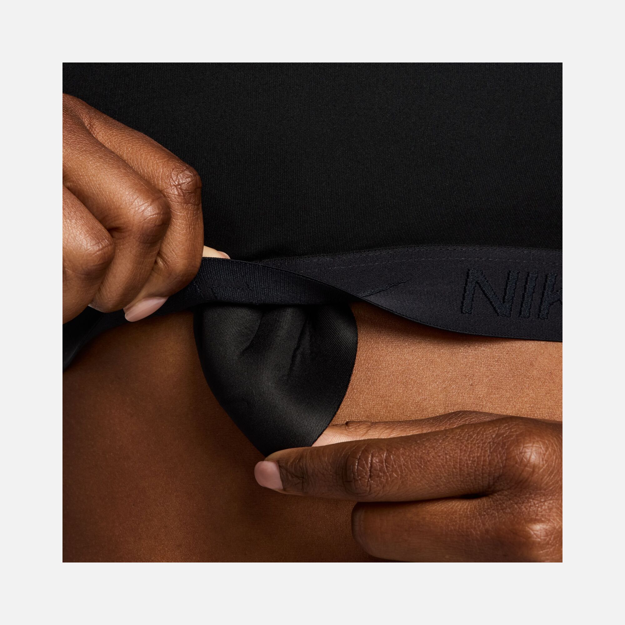 Nike Indy Medium-Support Padded Adjustable Training Kadın Bra