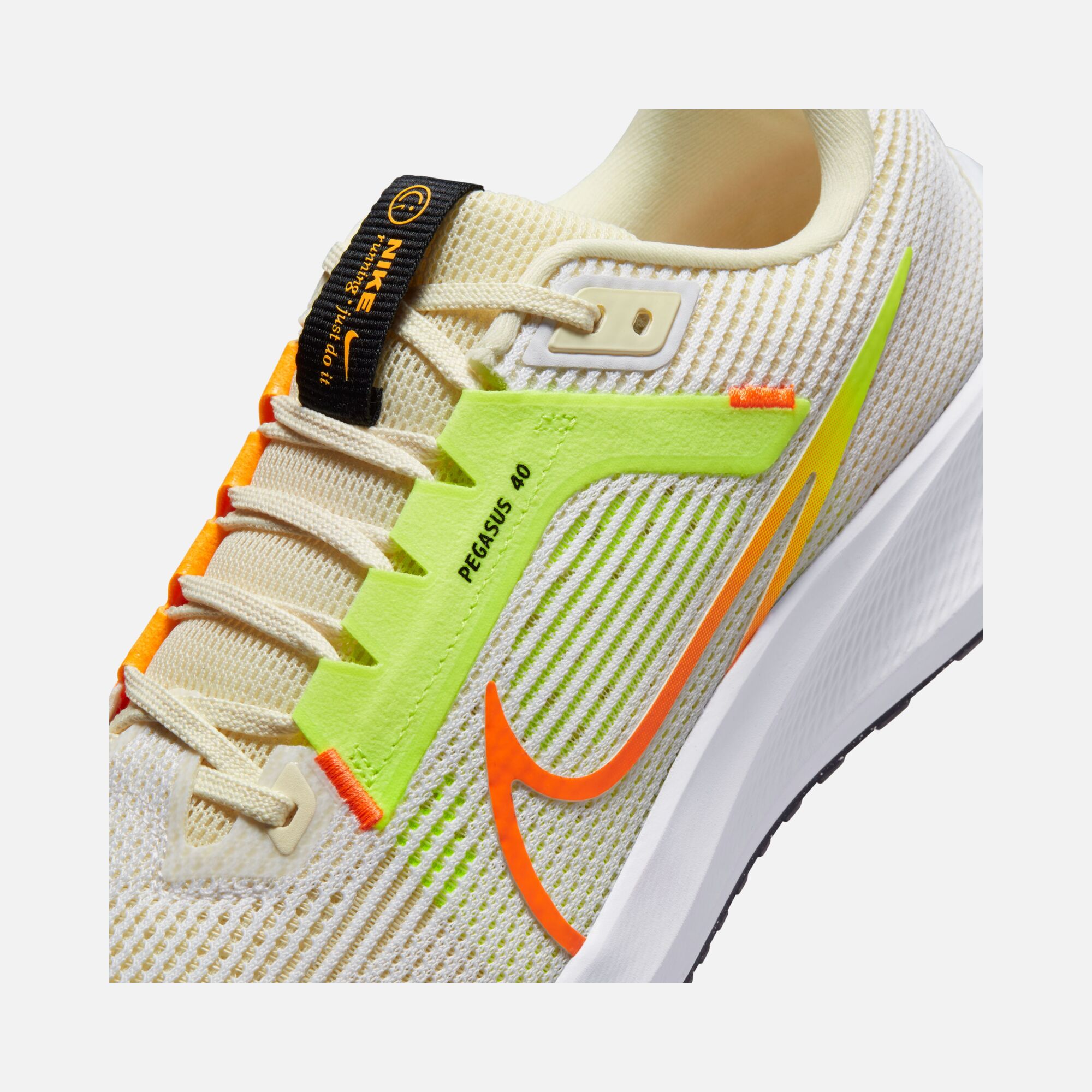 Nike Air Zoom Pegasus 40 Road Running Erkek Spor Ayakkabı