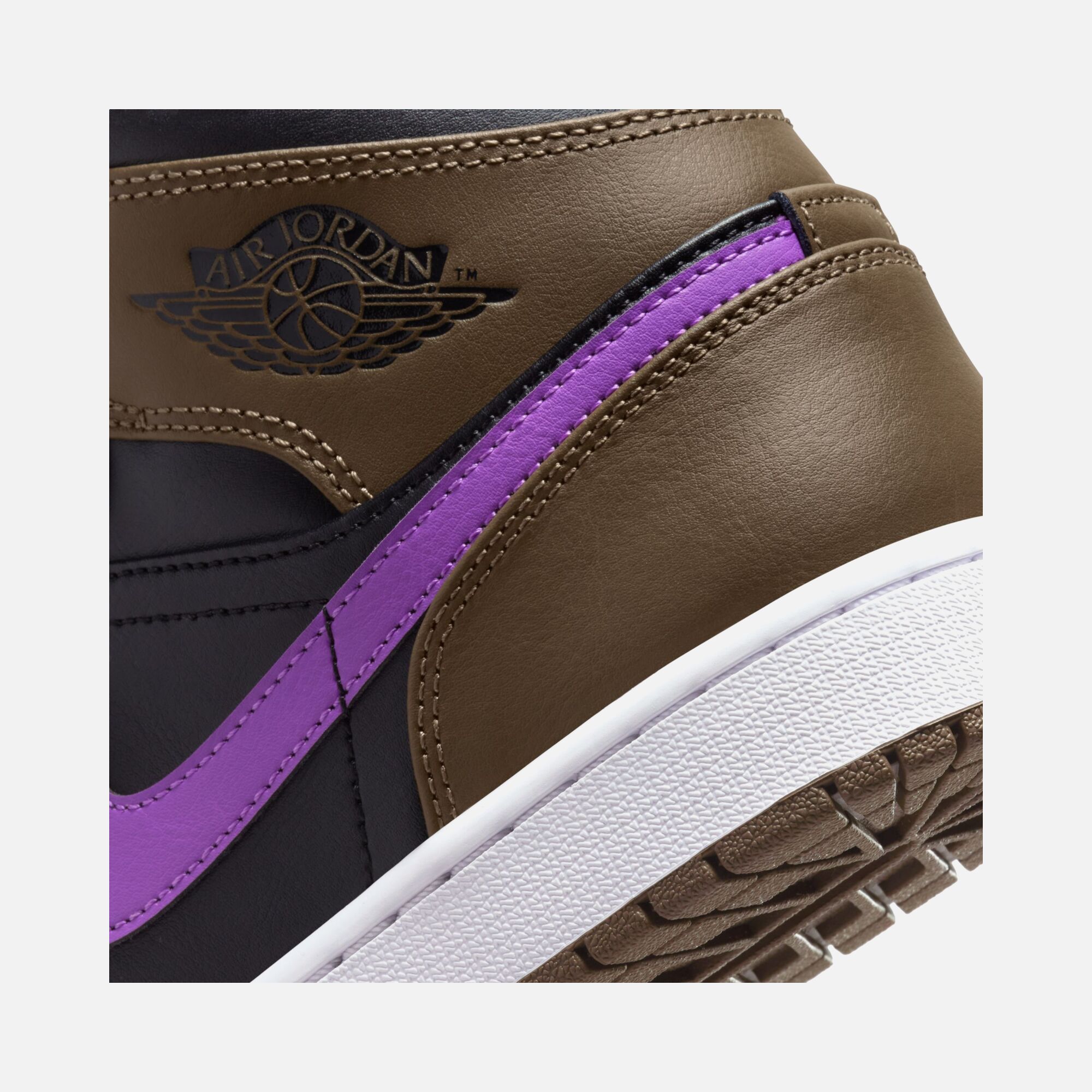 Nike Air Jordan 1 Mid SS25 Erkek Spor Ayakkabı