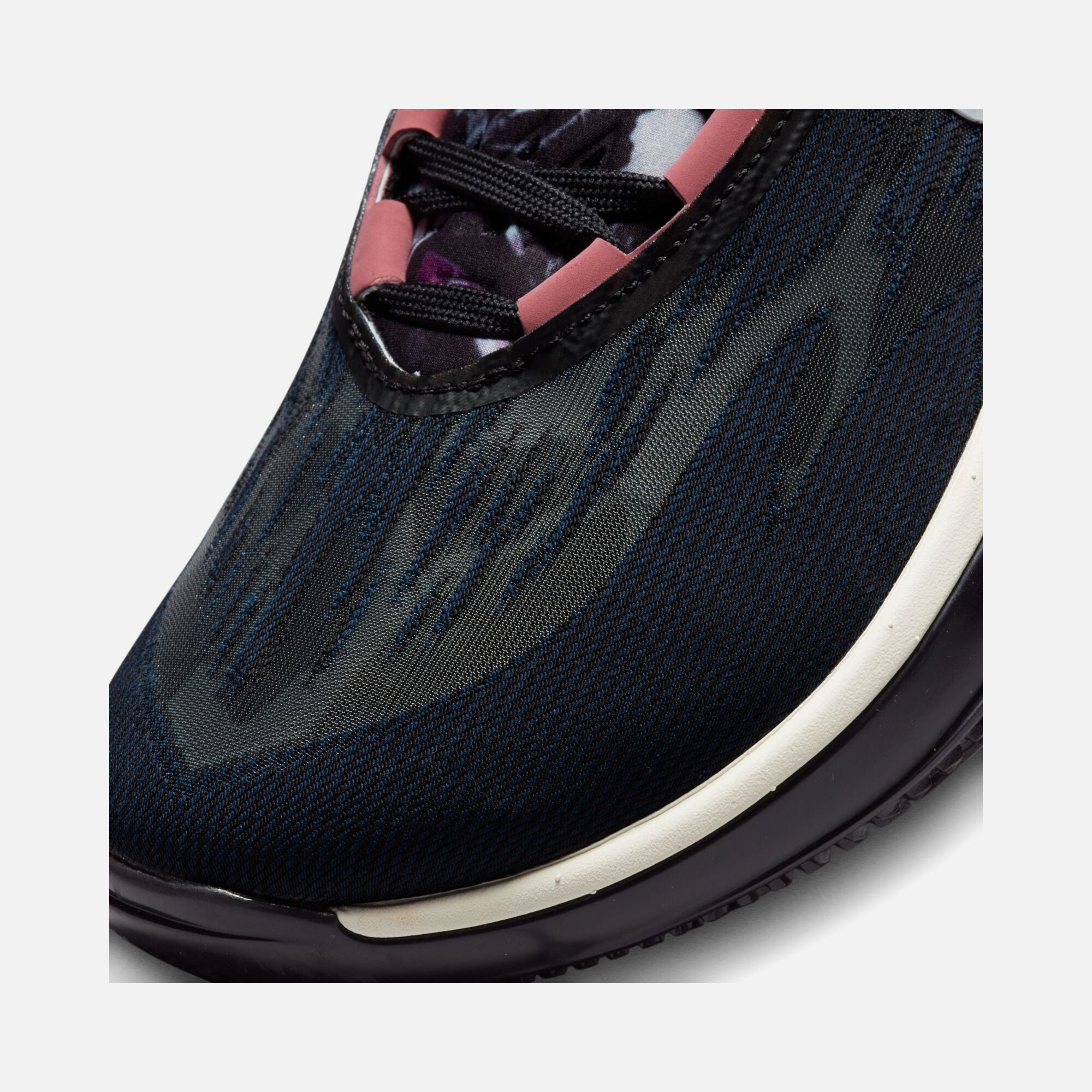 Nike Air Zoom G.T. Cut 2 Erkek Basketbol Ayakkabısı