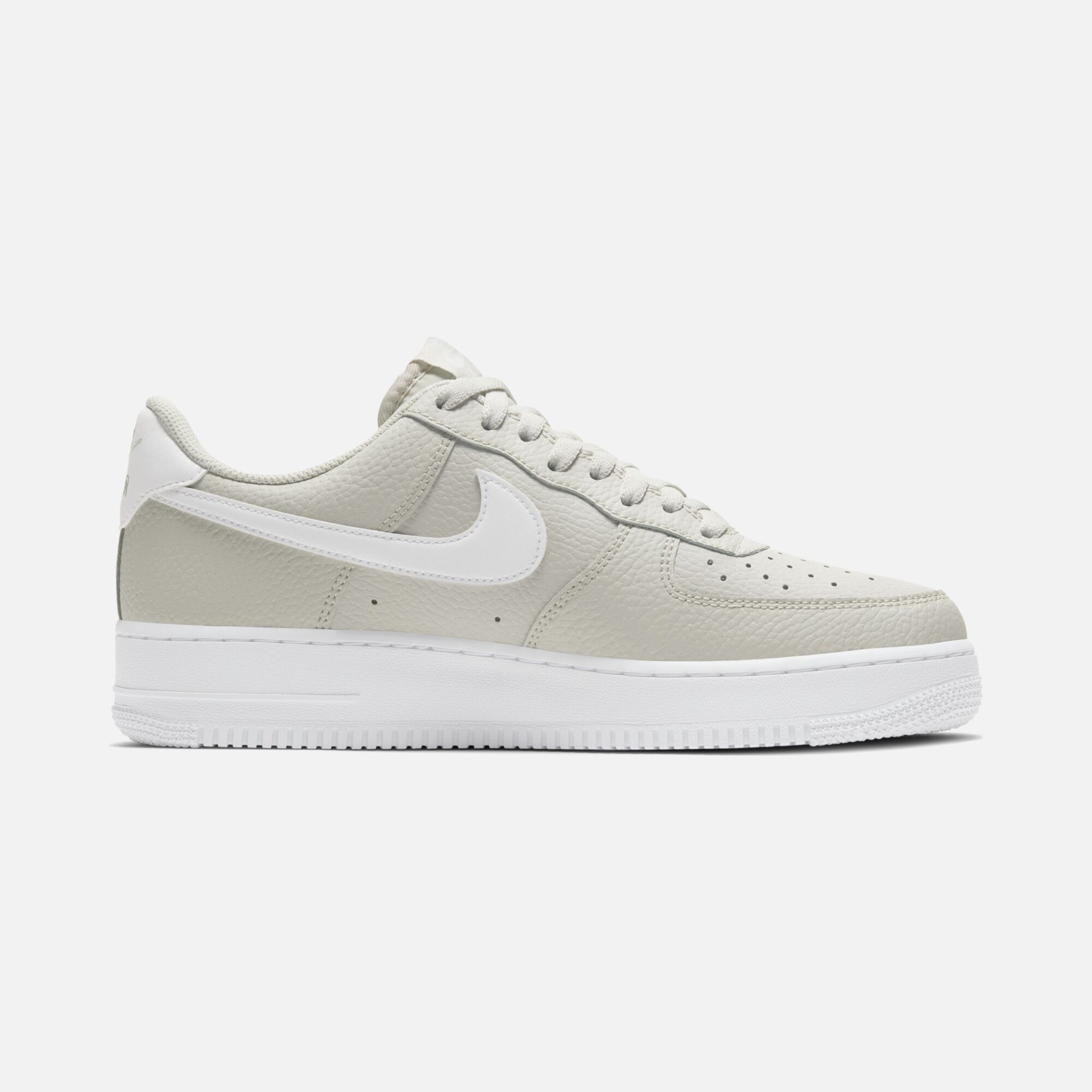 Nike Air Force 1 '07 HO23 Erkek Spor Ayakkabı