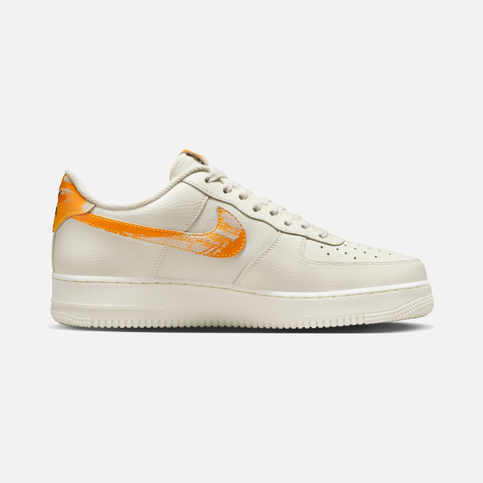 Nike Air Force 1 '07 “Wear and Tear Swoosh” Erkek Spor Ayakkabı