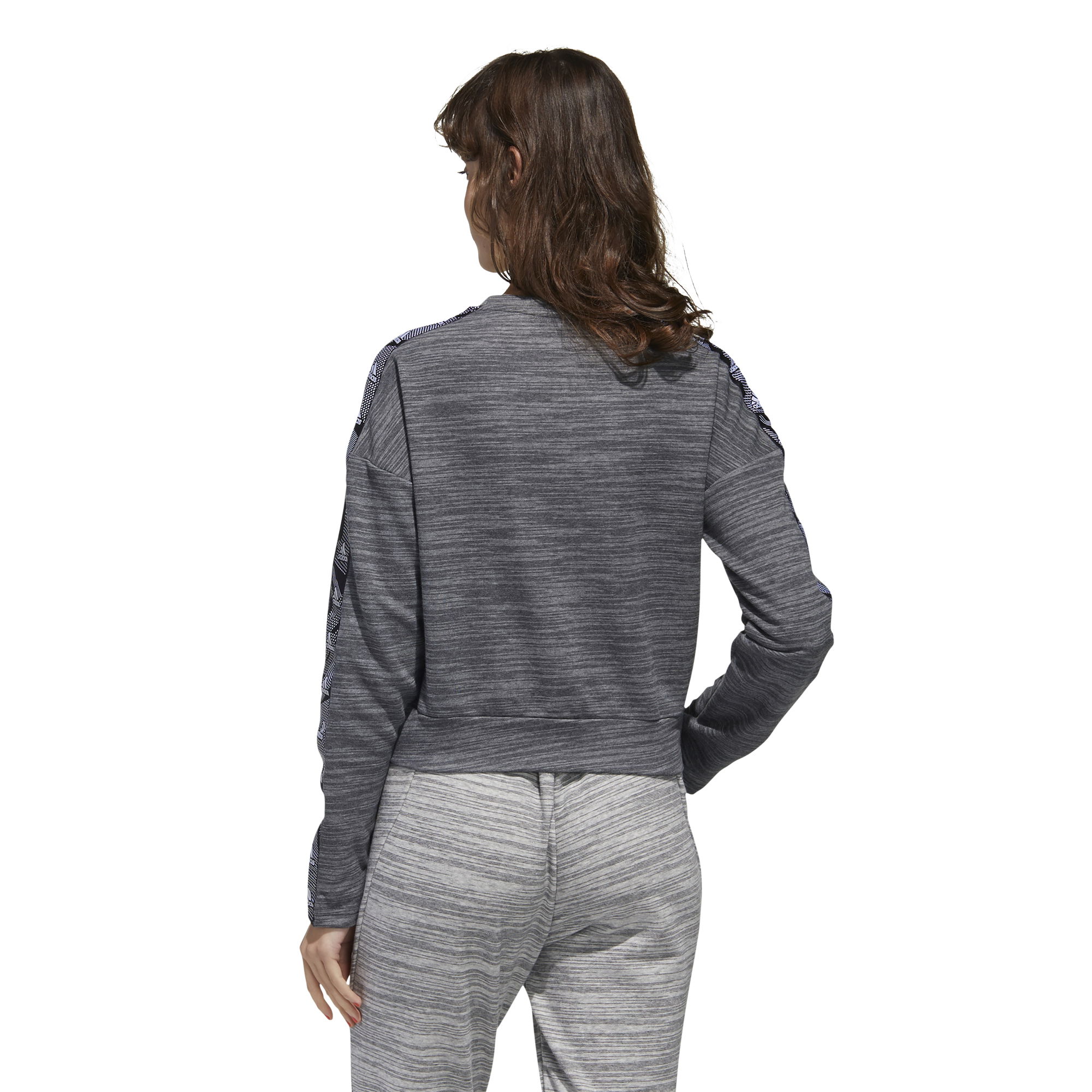 adidas Essentials TPE Kadın Sweatshirt