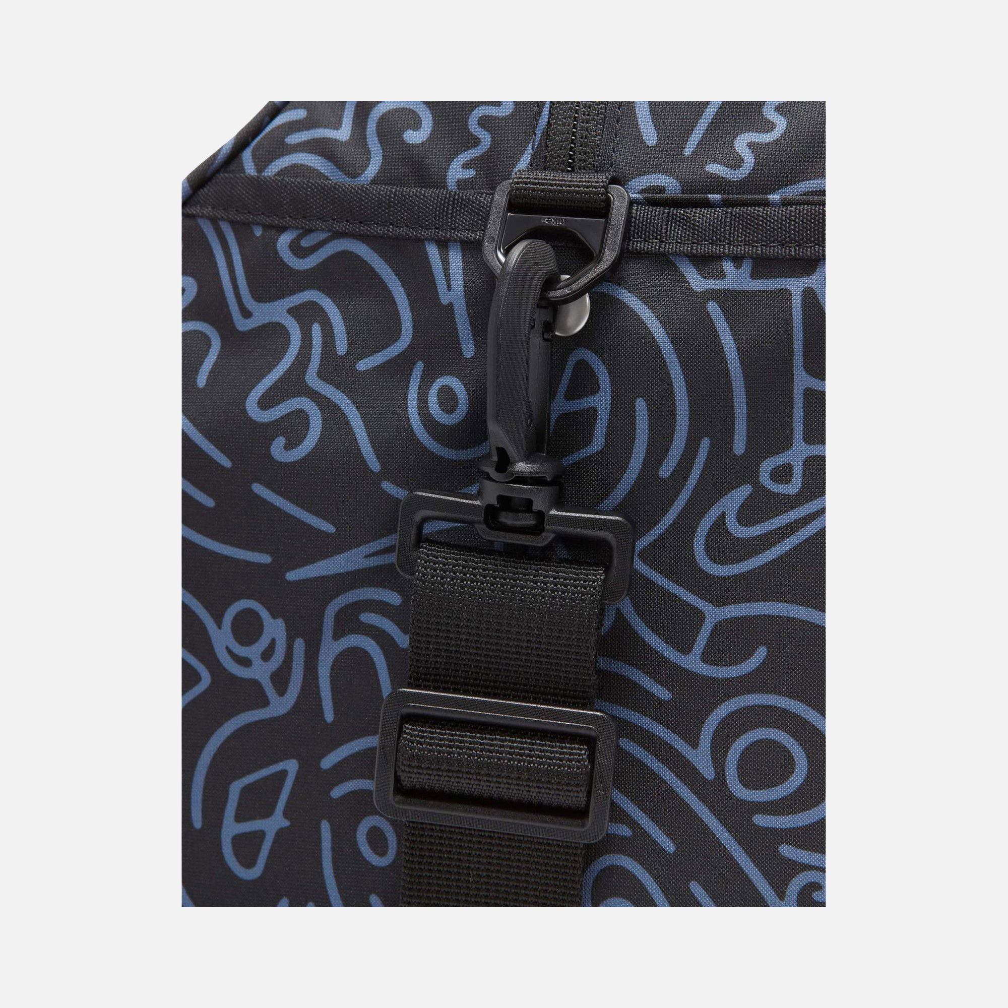 Nike Gym Club Graphic Printed (24 L) Kadın Spor Çanta