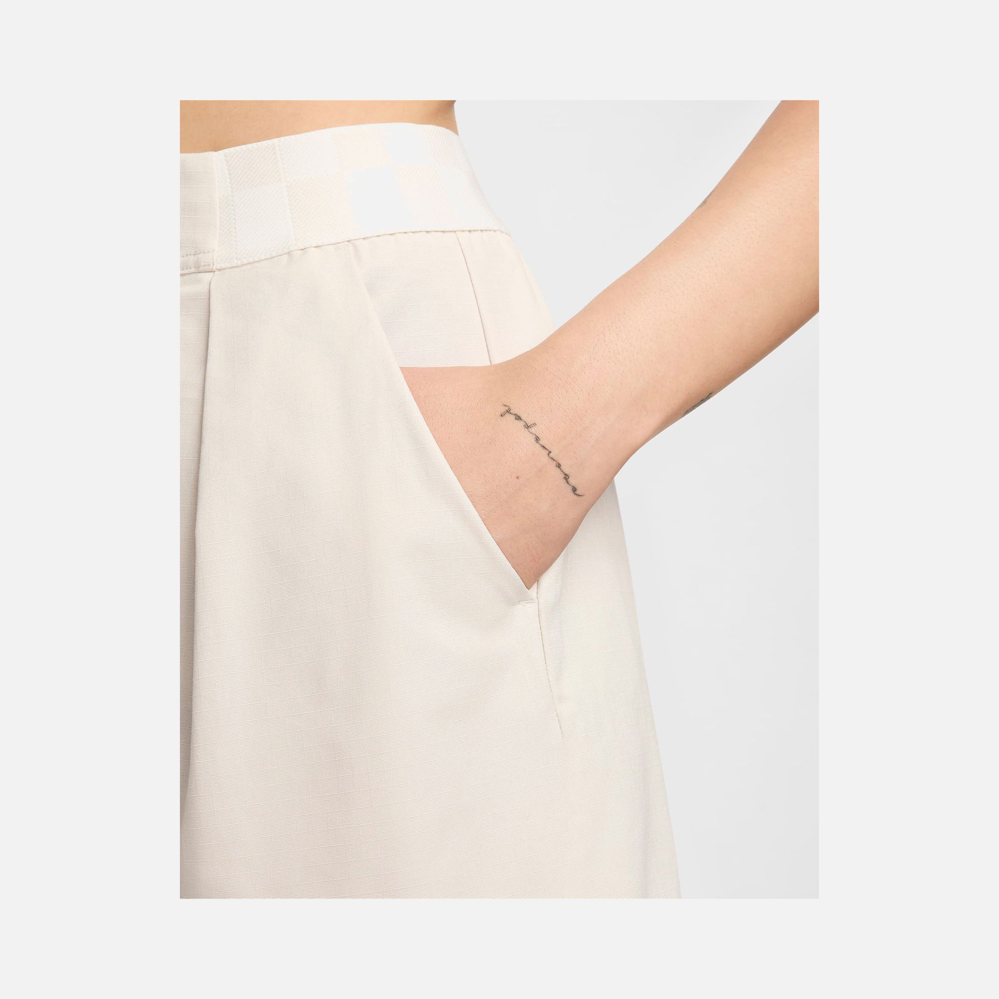 Nike Sportswear Collections High-Waisted 7.5cm (approx.) Trouser Style Kadın Şort