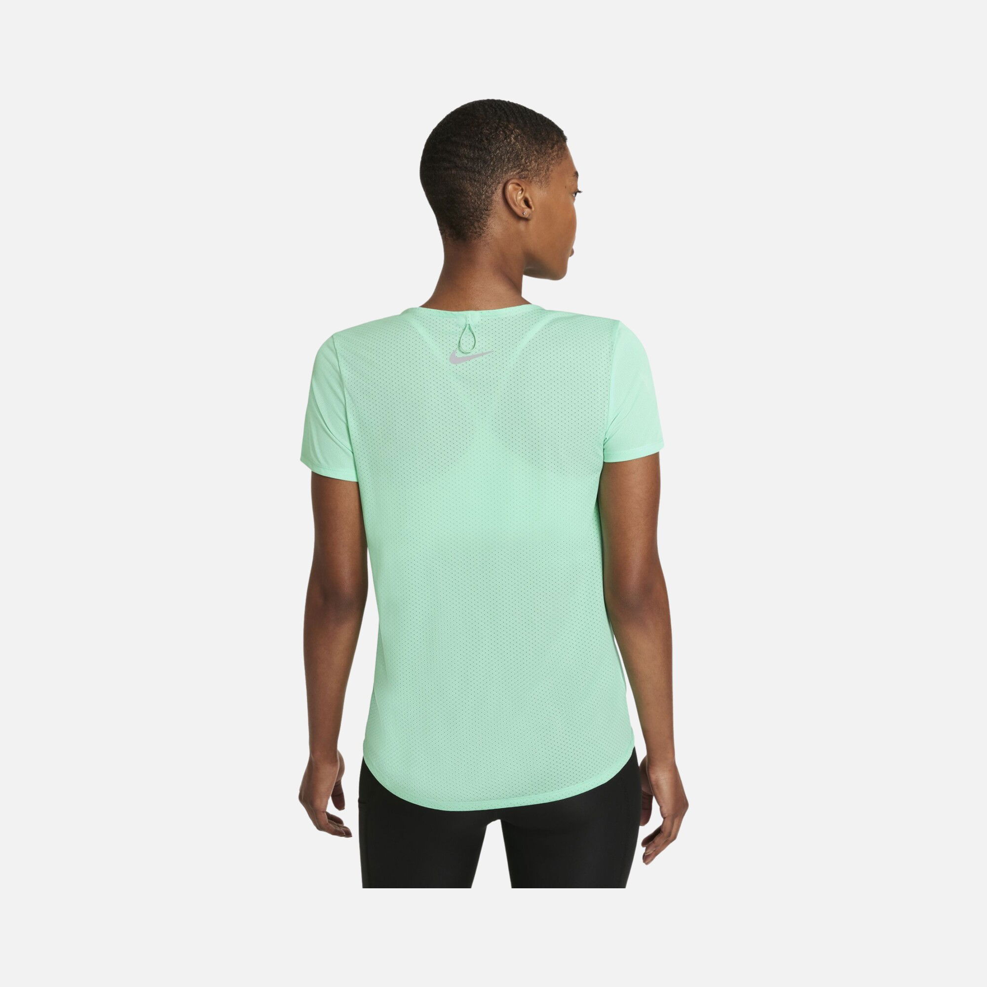 Nike Miler Run Division Short-Sleeve Running Kadın Tişört