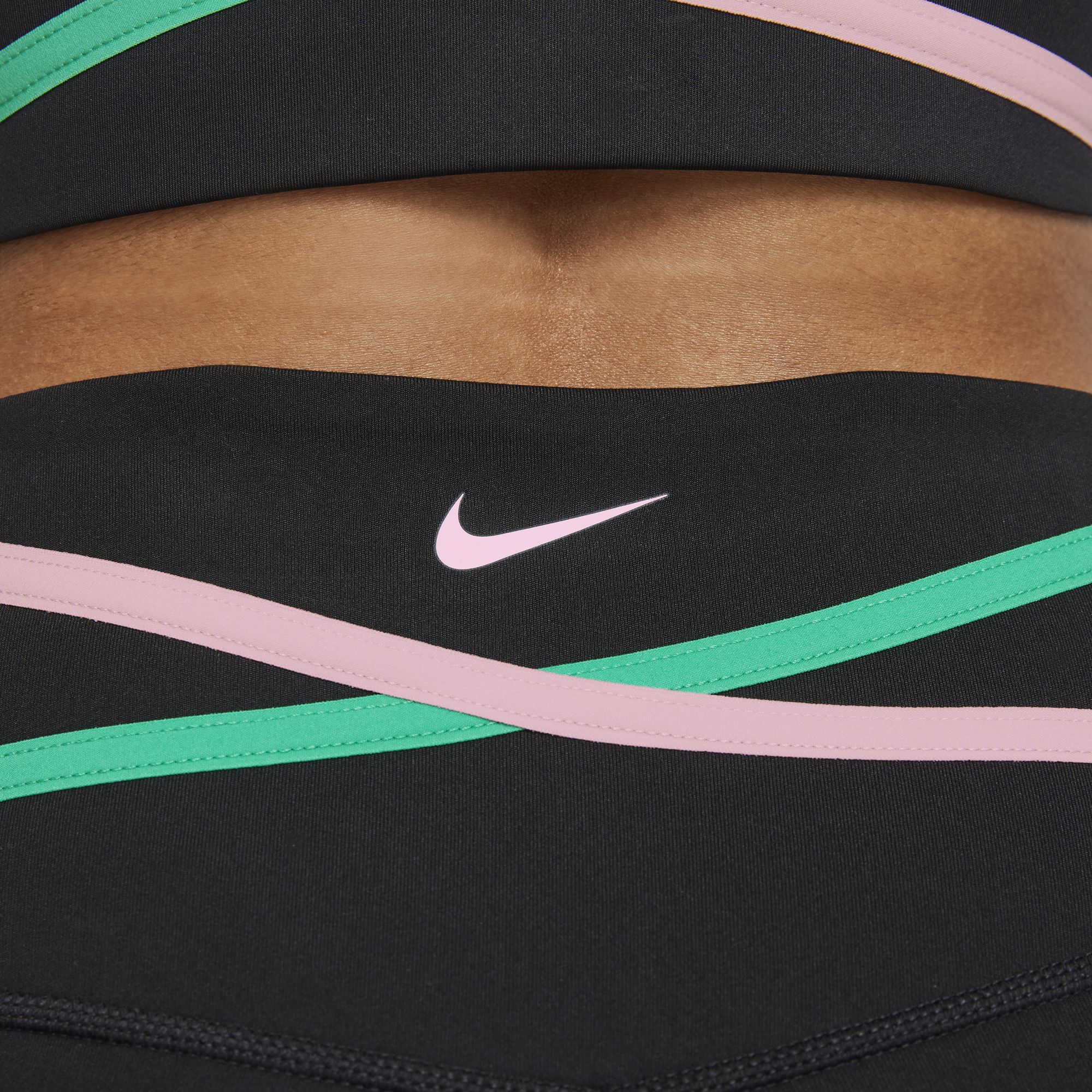 Nike Dri-Fit One Mid-Rise 7/8 Taped Kadın Tayt