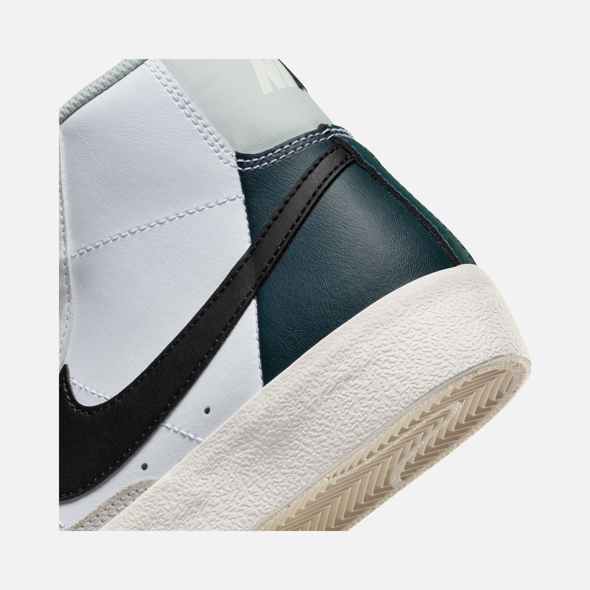 Nike Blazer Mid '77 SE ''Real&Synthetic Leather'' (GS) Spor Ayakkabı