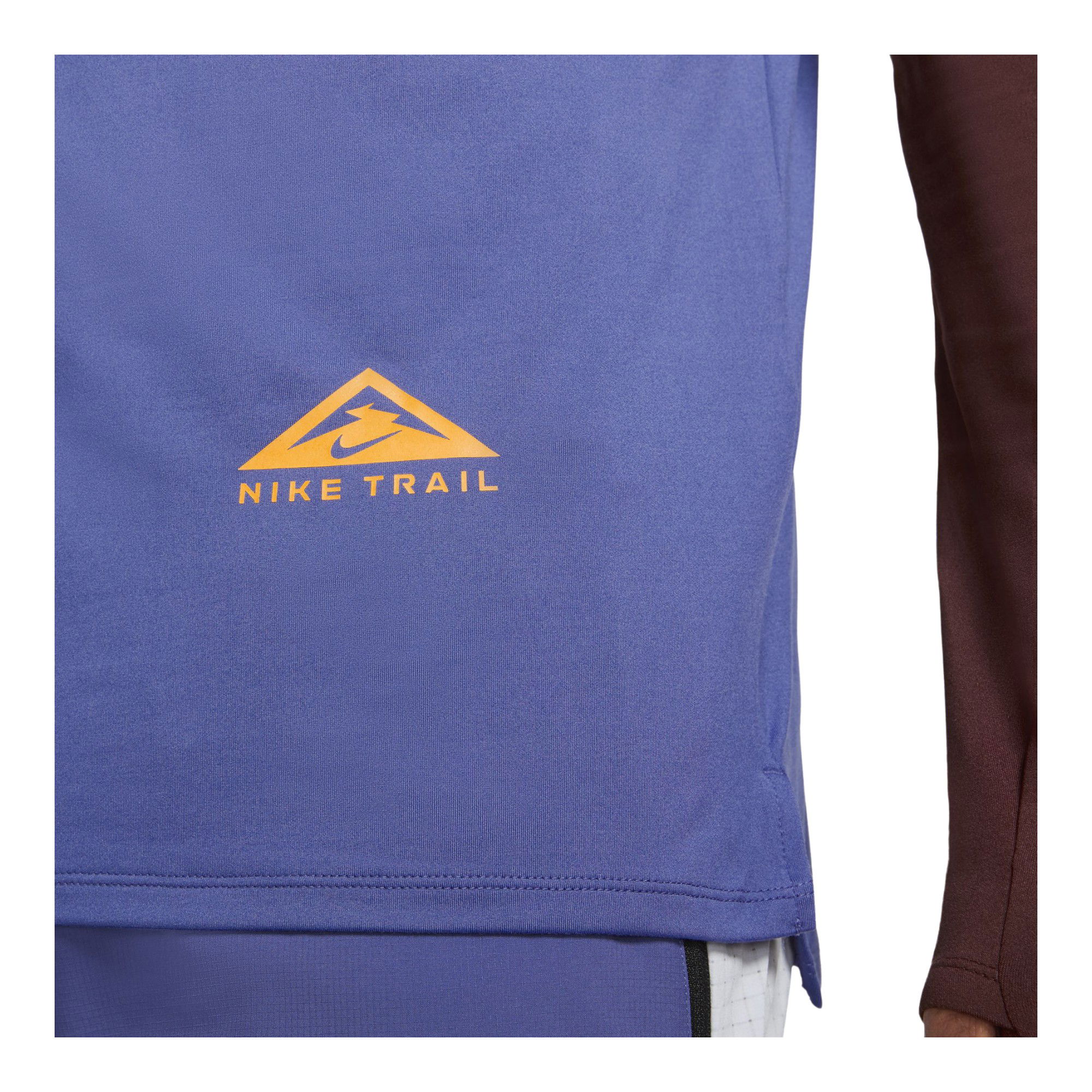Nike Dri-Fit Trail Element 1/2-Zip Trail Running Hoodie Erkek Sweatshirt