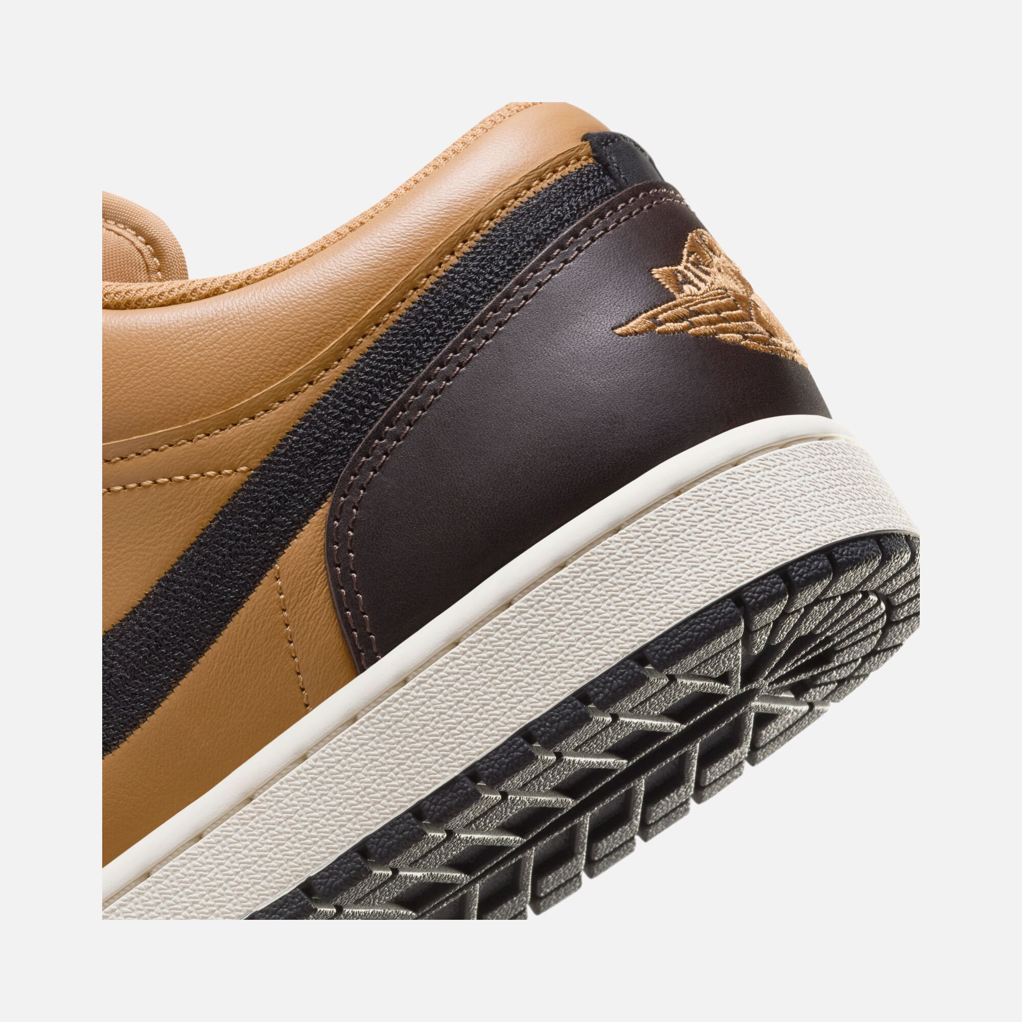 Nike Air Jordan 1 Low SE '24 Erkek Spor Ayakkabı