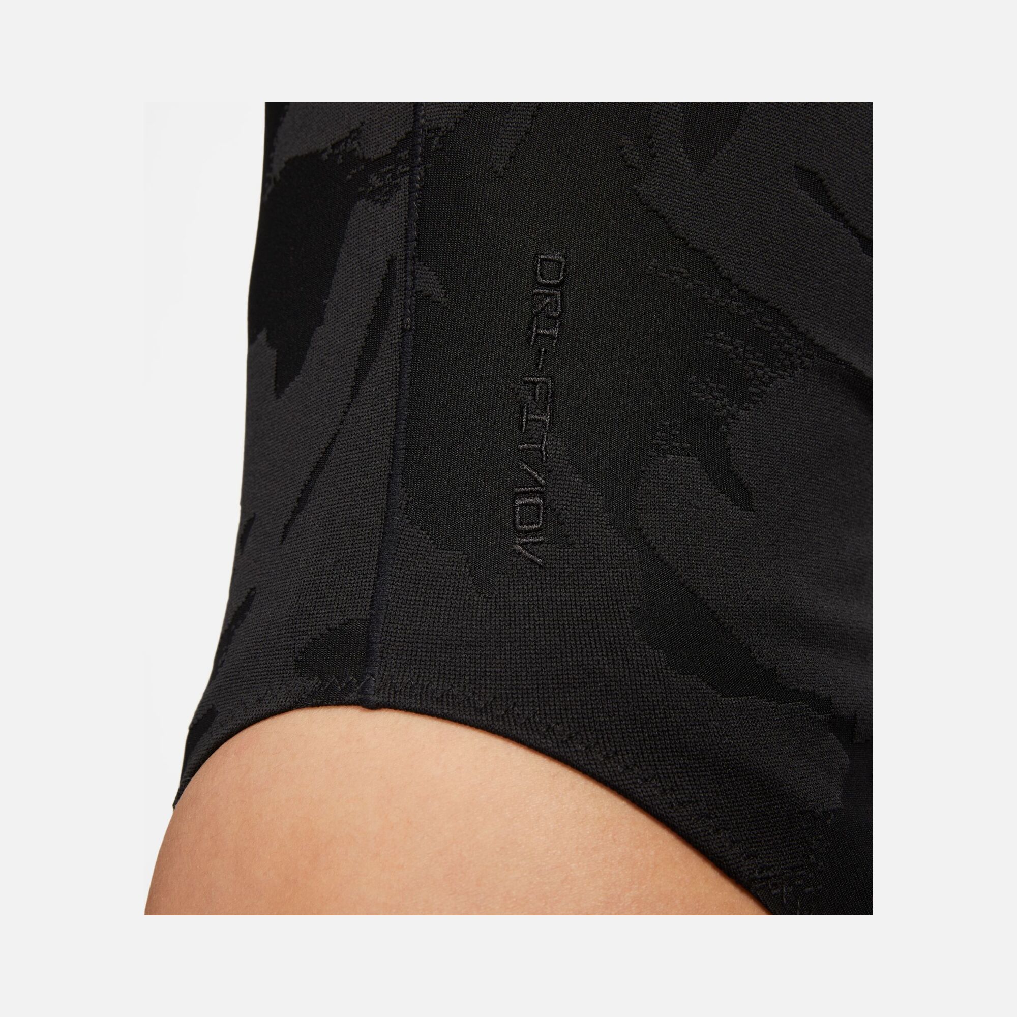 Nike Sportswear Dri-Fit Tech Pack Turtleneck Long-Sleeve Kadın Bodysuit