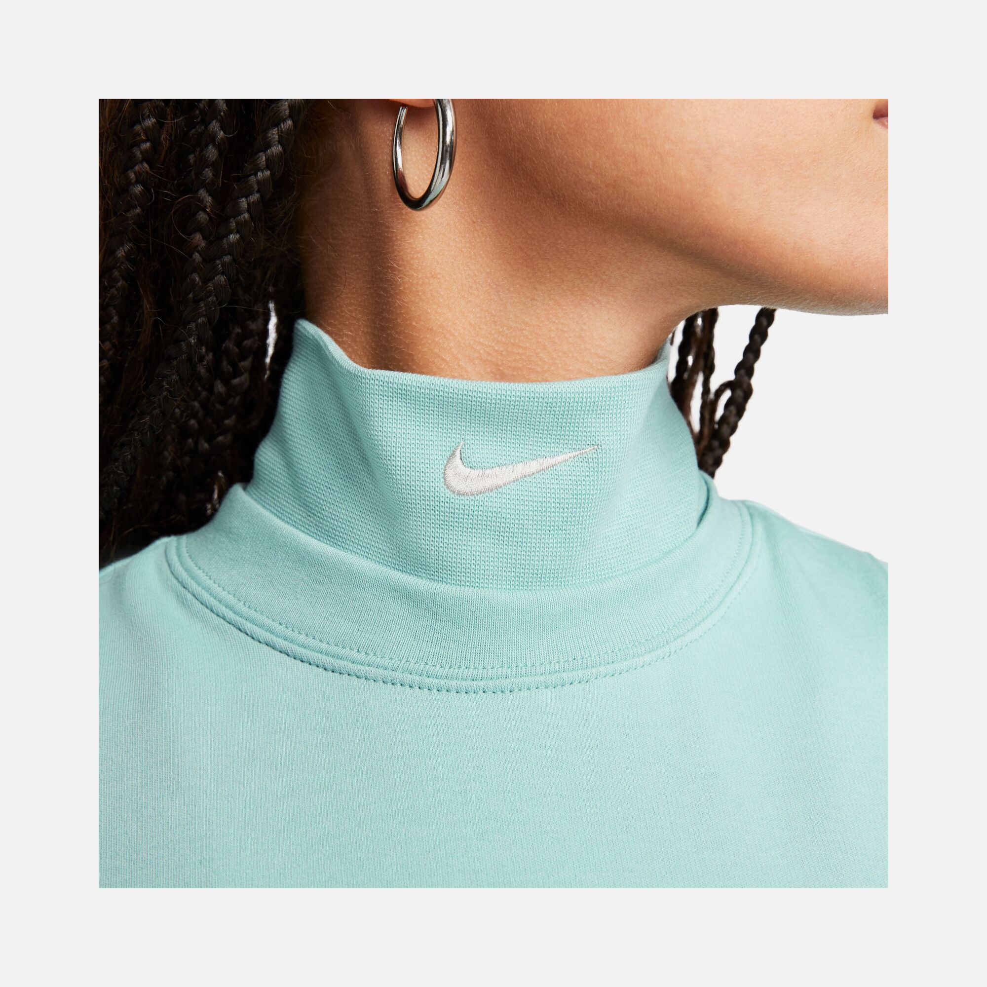 Nike Sportswear Collection Mock-Neck Cropped Kadın Atlet