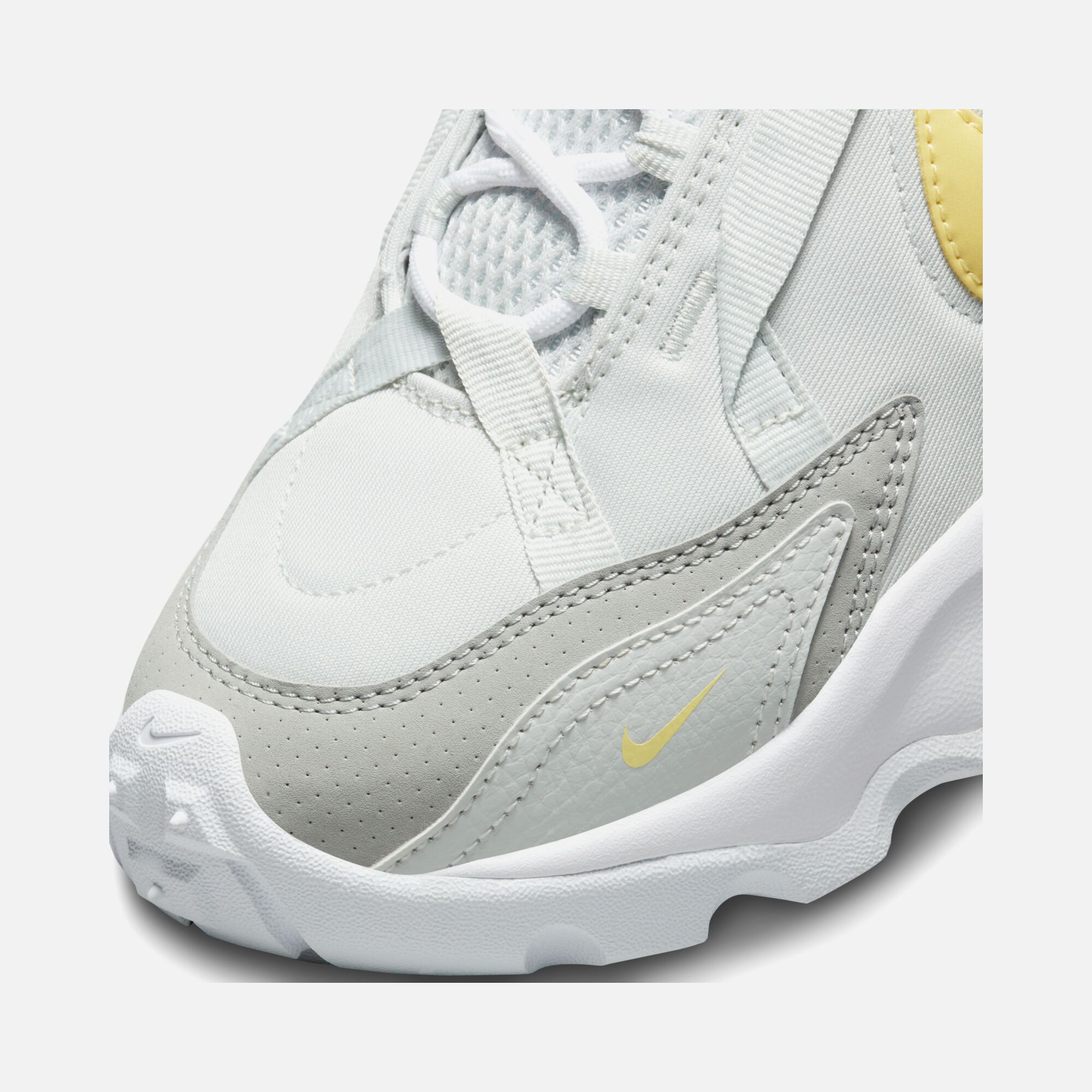 Nike Sportswear TC 7900 Kadın Spor Ayakkabı