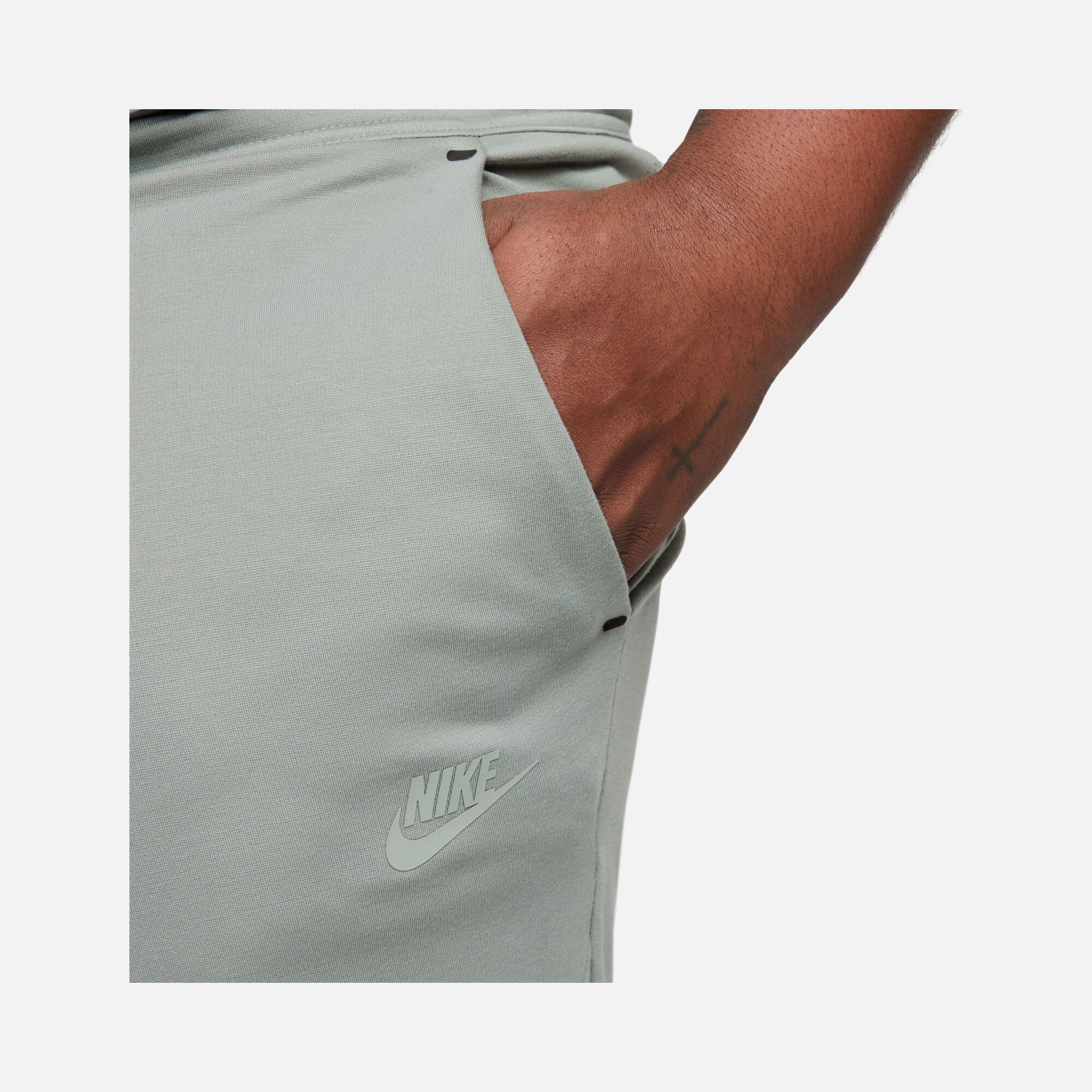 Nike Sportswear Tech Fleece Lightweight Slim-Fit Erkek Eşofman Altı