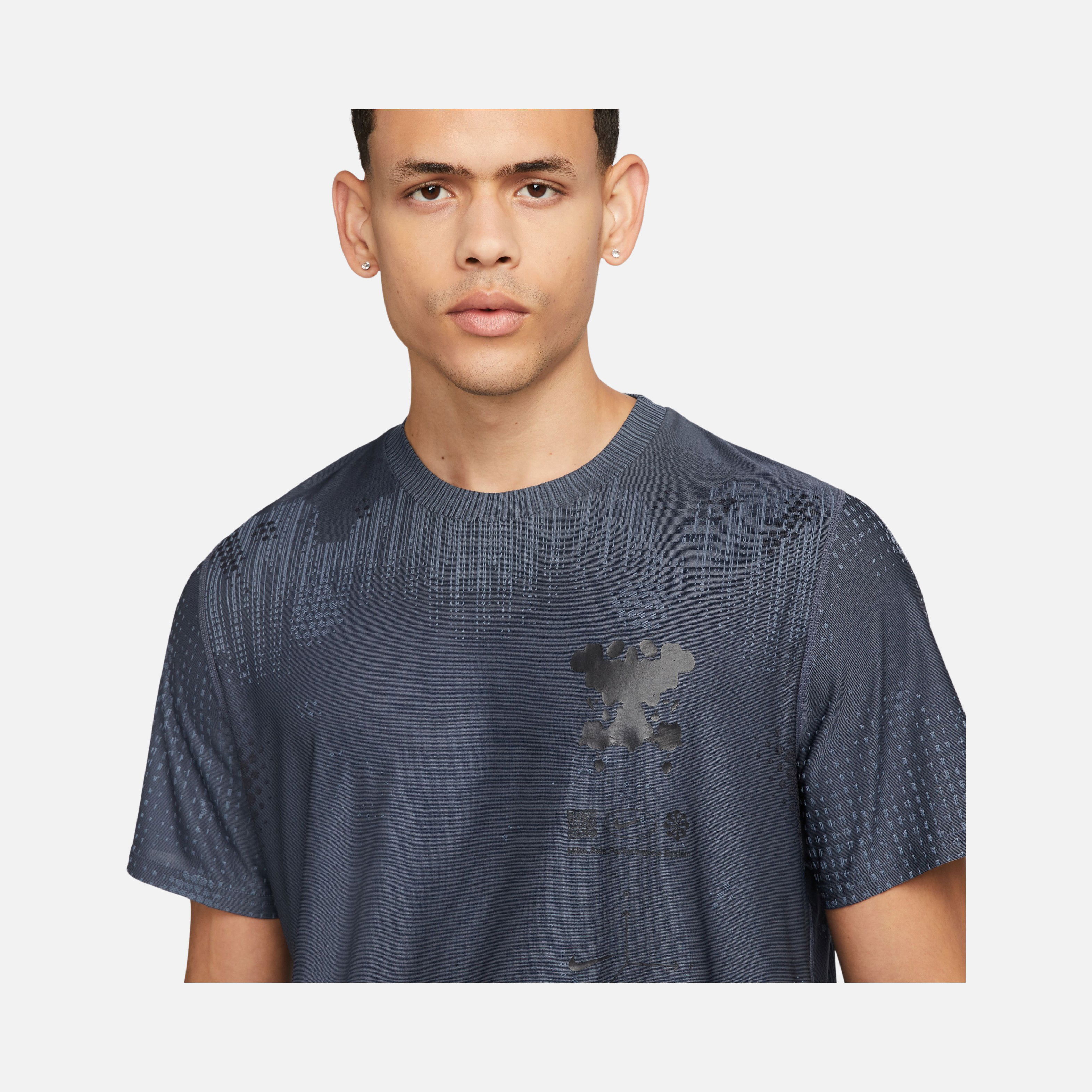 Nike Dri-Fit ADV Axis Performance System Versatile Training Short-Sleeve Erkek Tişört