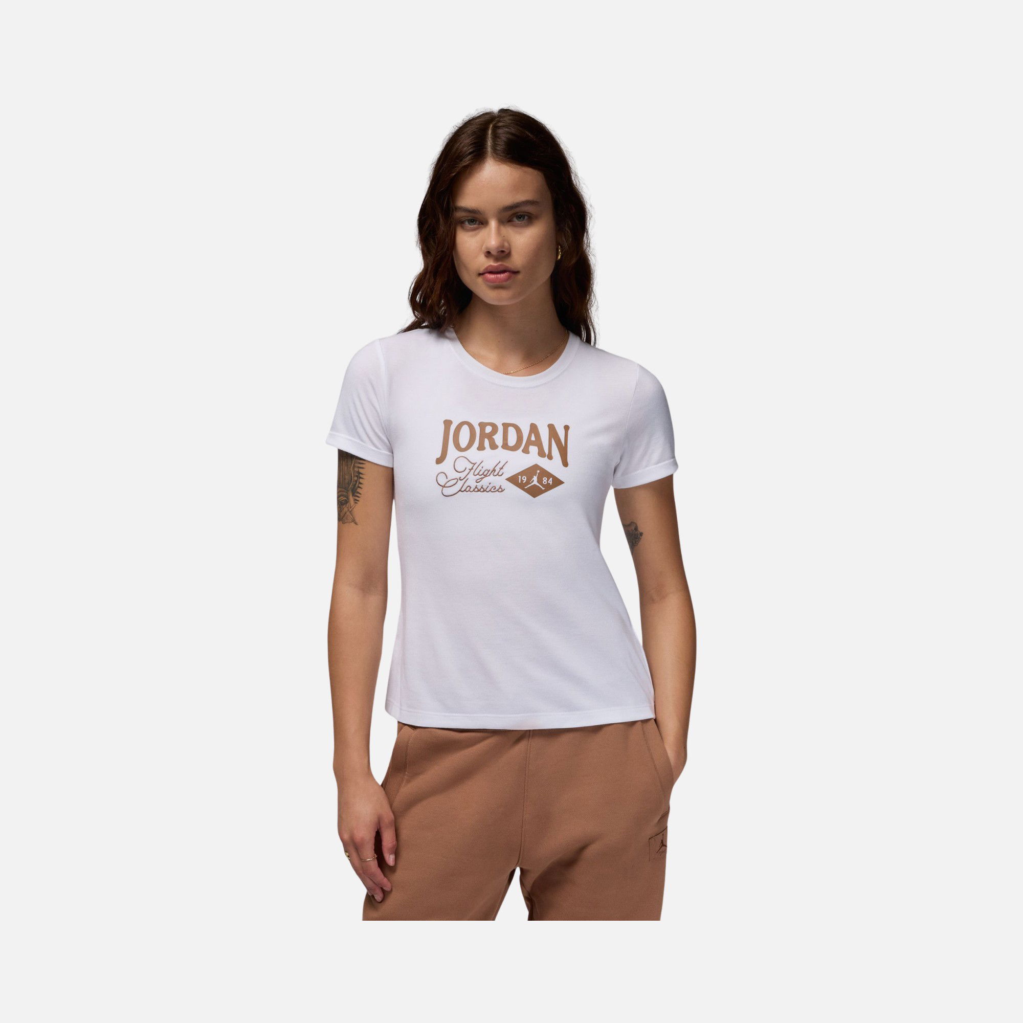 Nike Jordan Essentials Graphic Slim Short-Sleeve Kadın Tişört