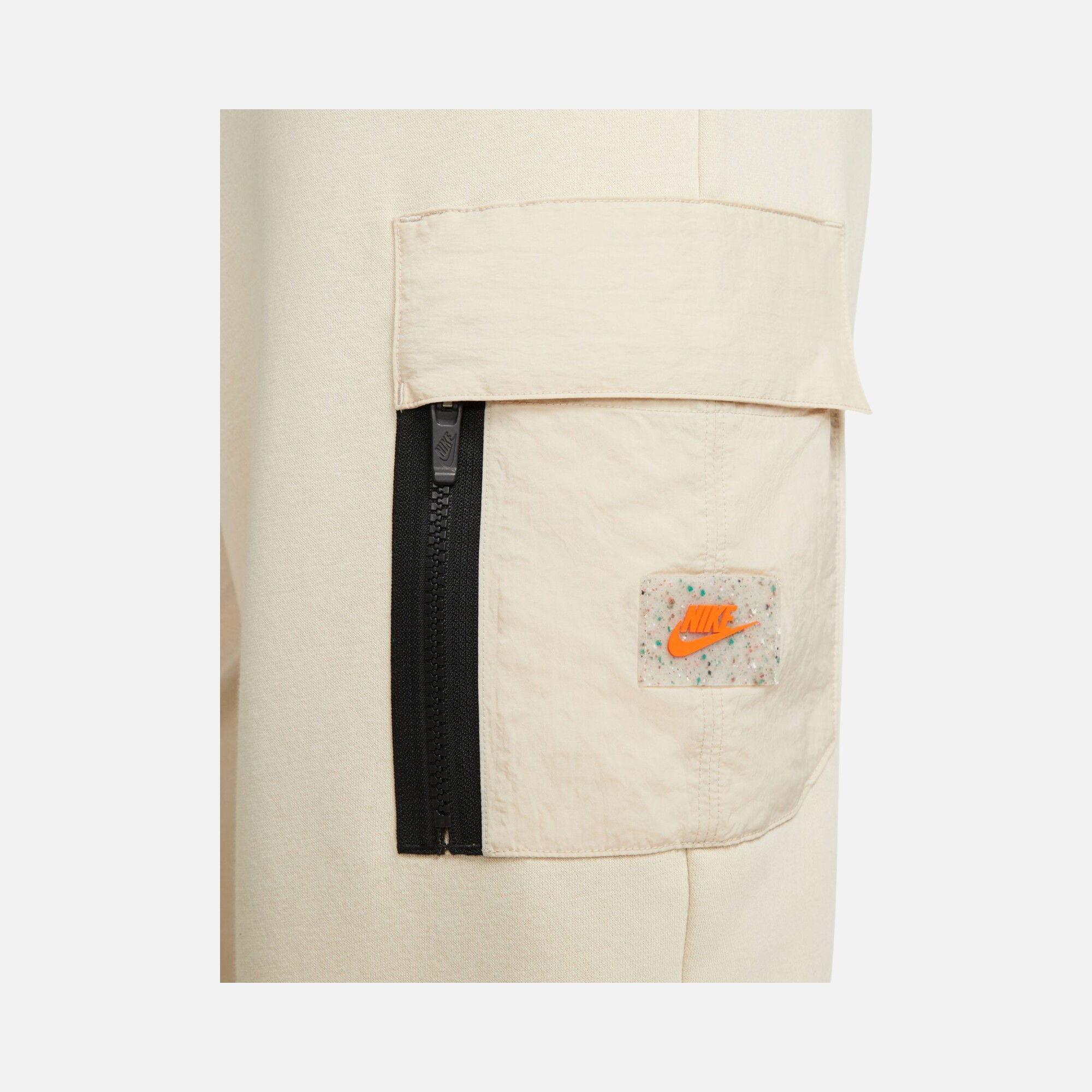 Nike Sportswear Cargo Fleece High-Waisted Kadın Eşofman Altı