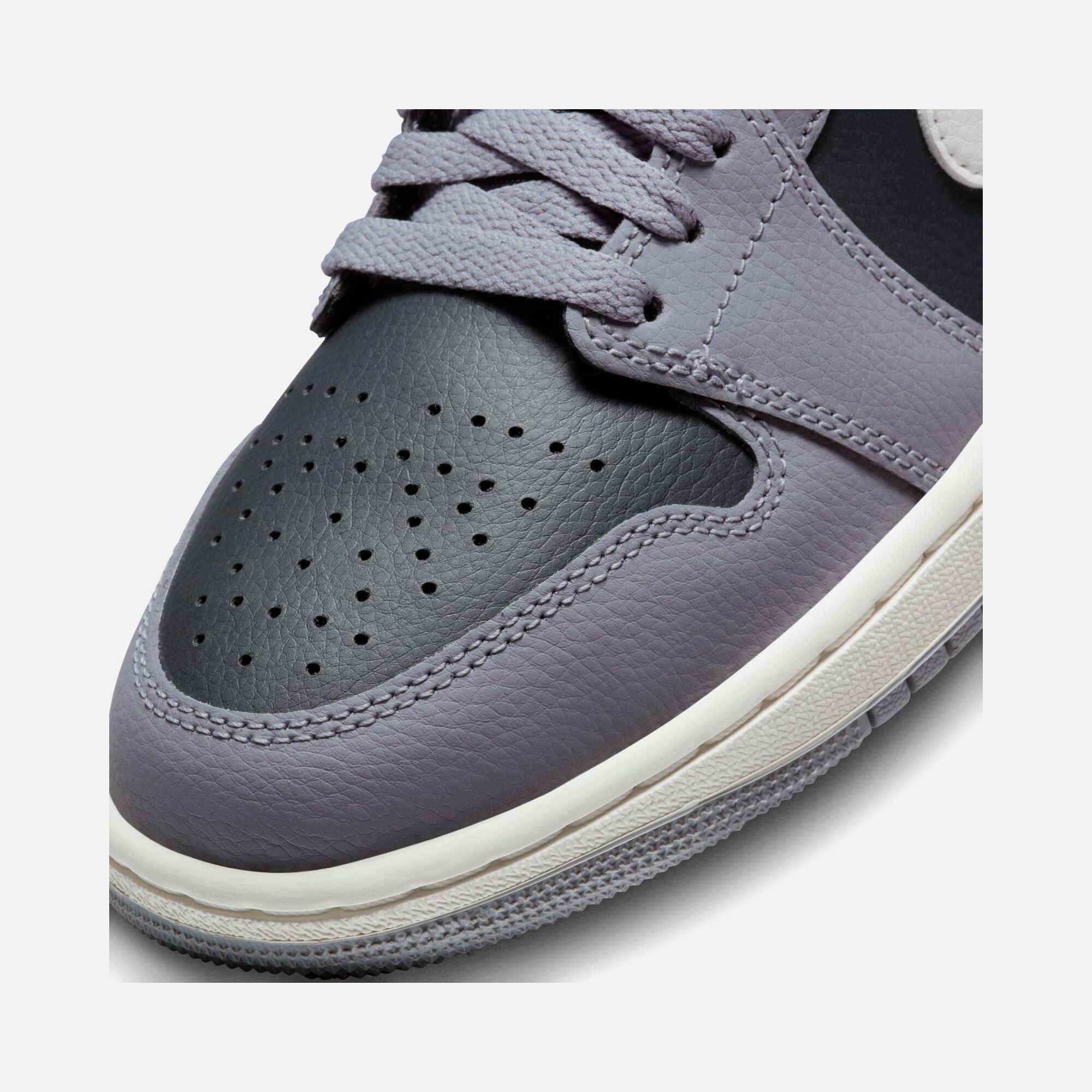 Nike Air Jordan 1 Mid Kadın Spor Ayakkabı