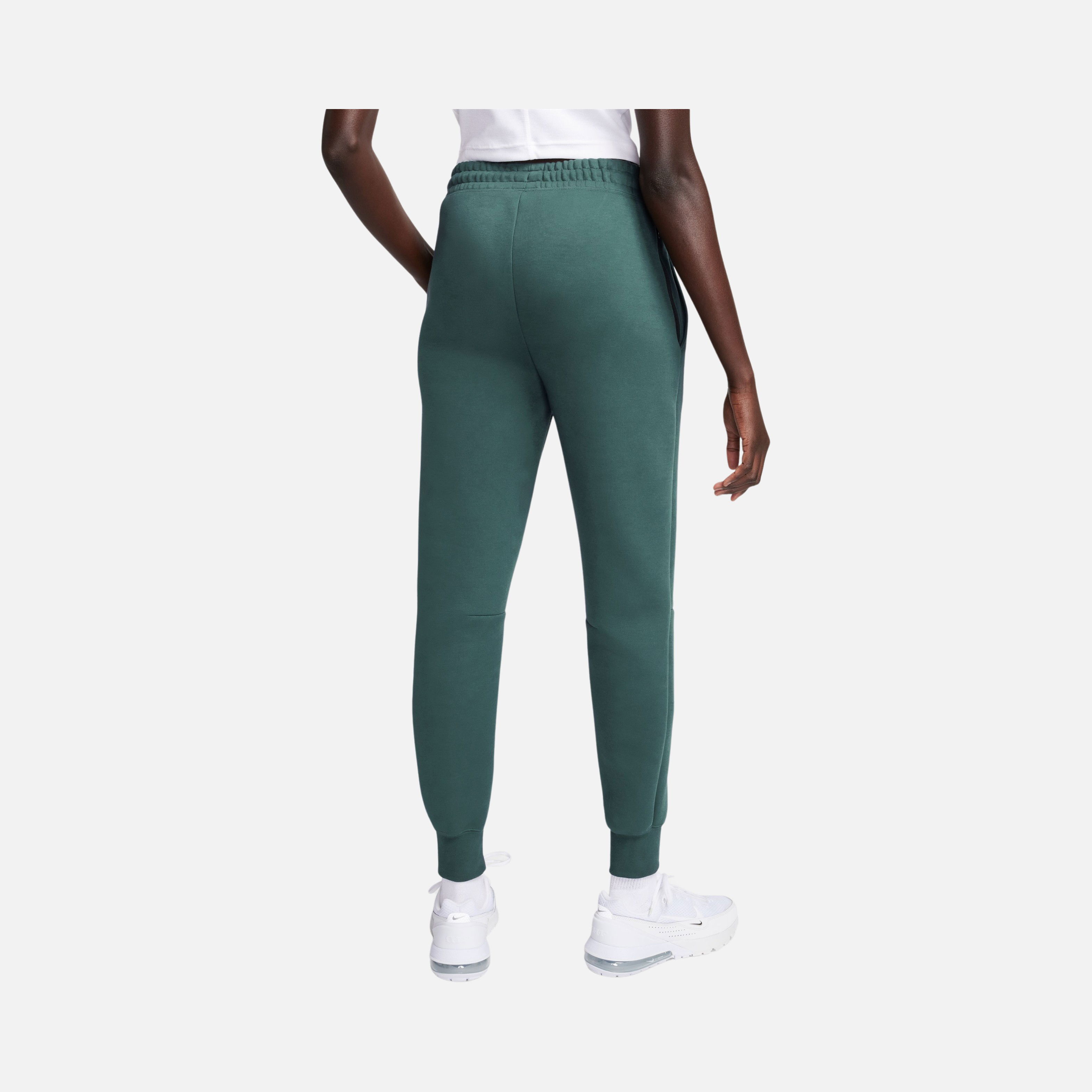 Nike Sportswear Tech Fleece Mid-Rise Kadın Eşofman Altı