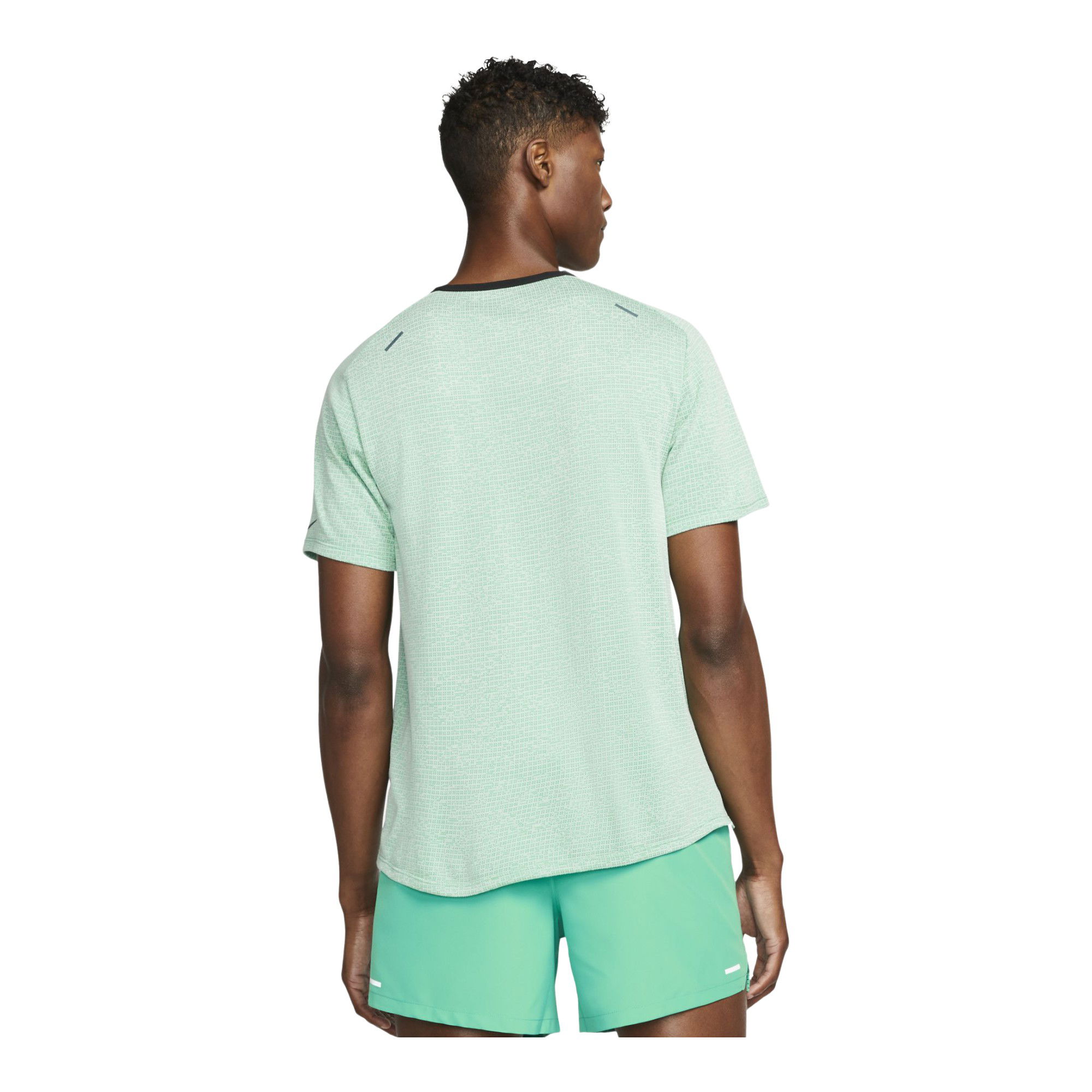 Nike Dri-Fit Run Division Running Short-Sleeve Erkek Tişört