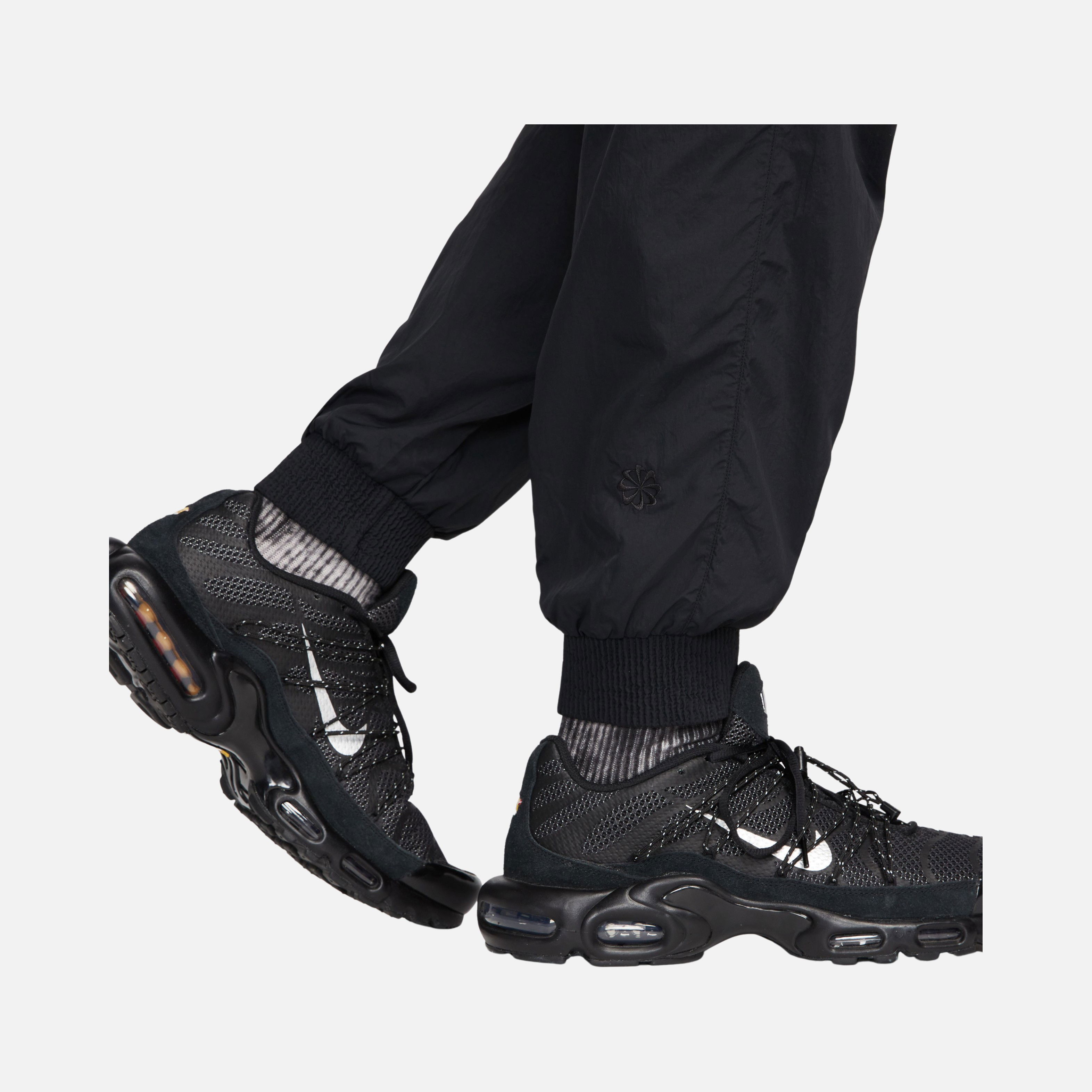 Nike Sportswear Tech Pack Woven Repel UV Erkek Eşofman Altı