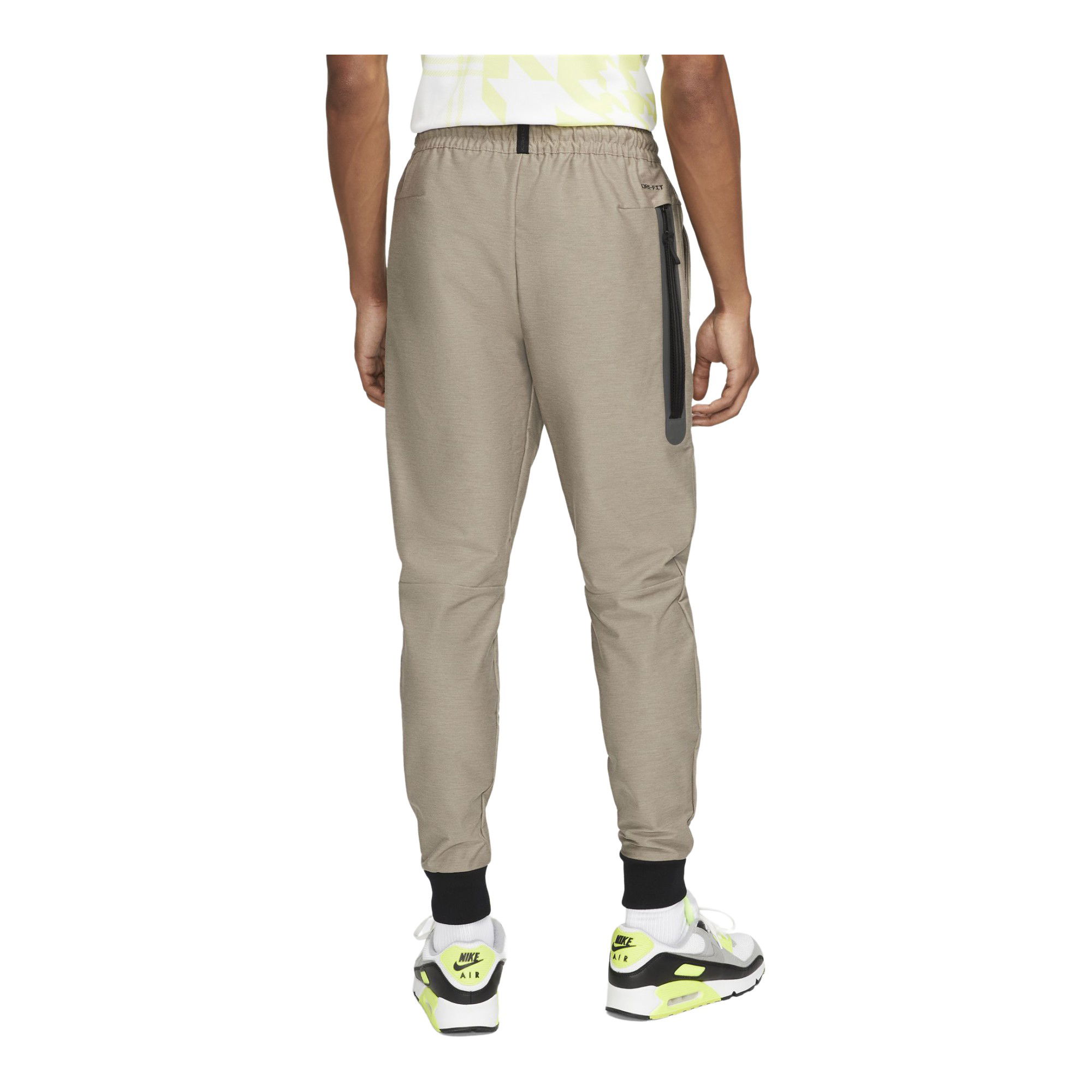 Nike Sportswear Dri-Fit Tech Pack Unlined Track Erkek Eşofman Altı