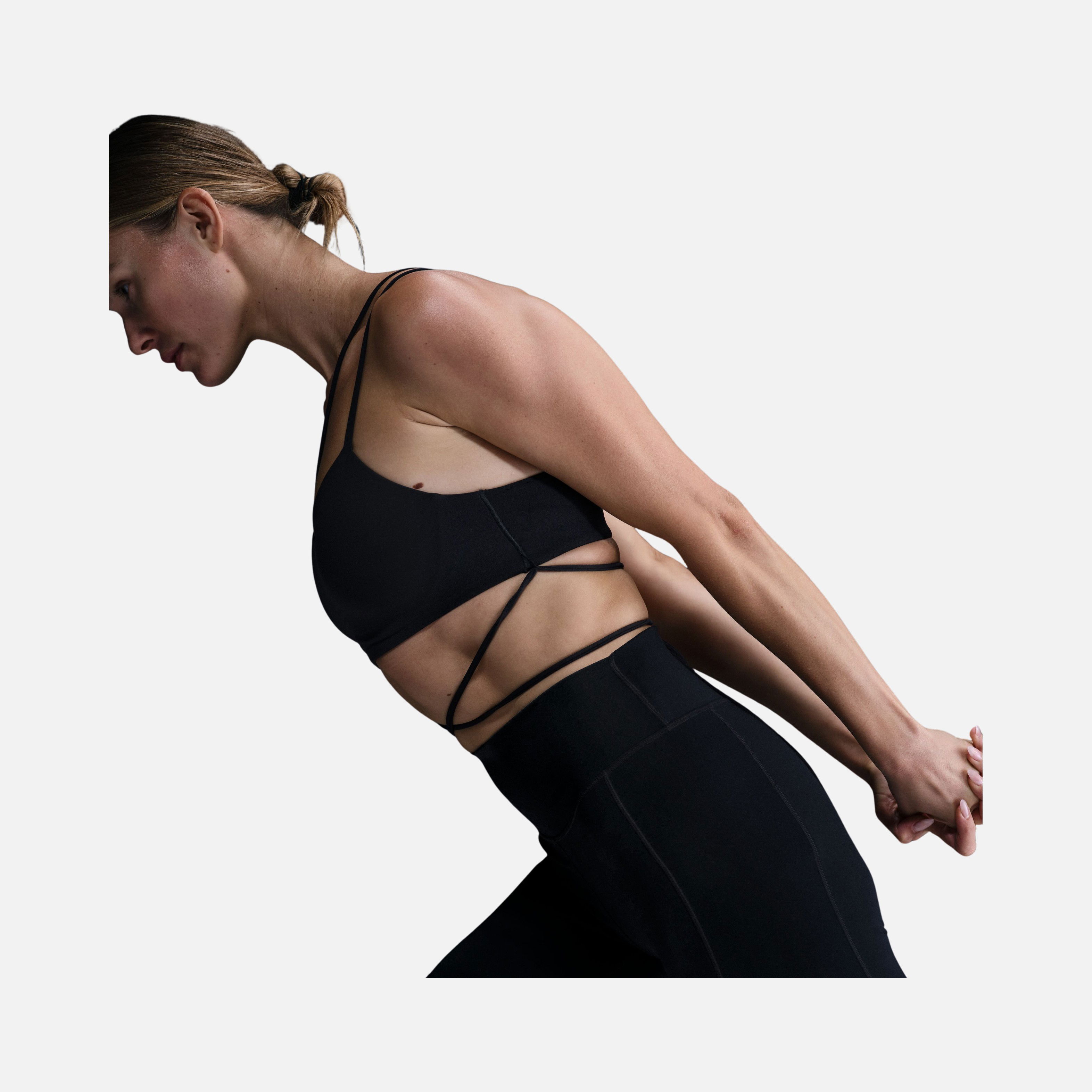 Nike Dri-Fit Zenvy Strappy Wrap Light-Support Padded Training Kadın Bra