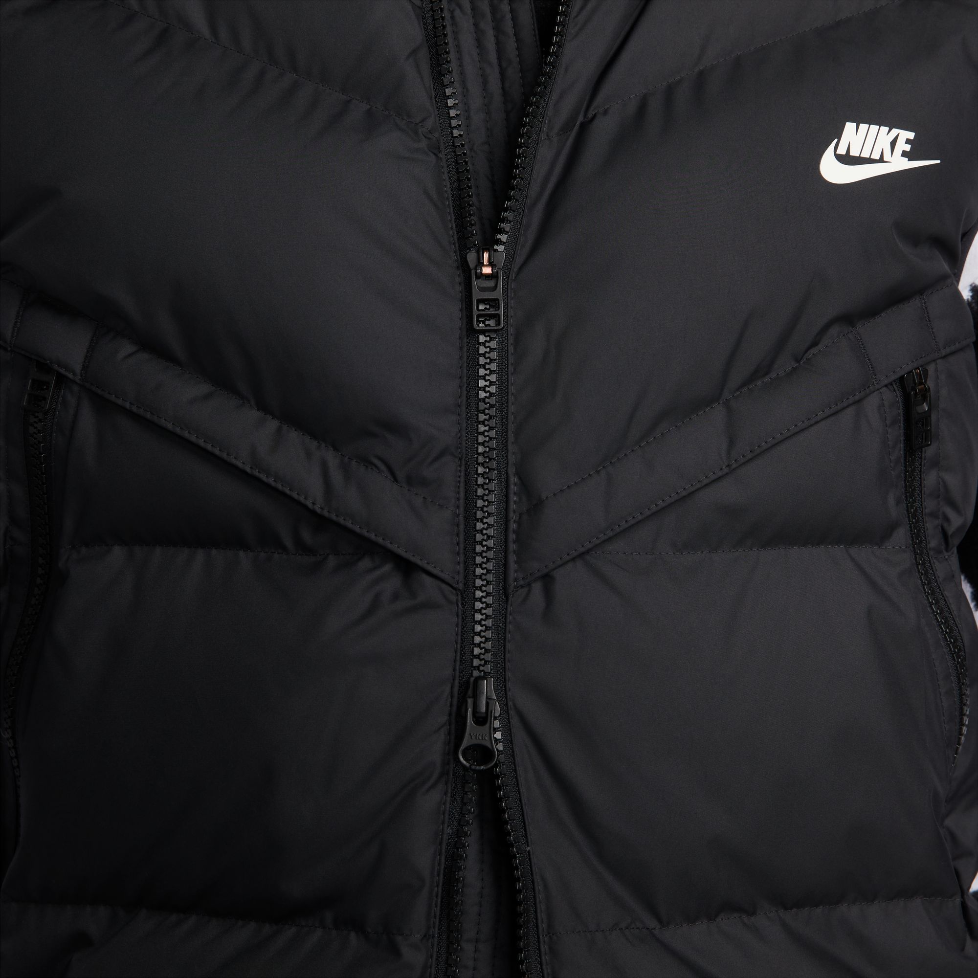 Nike Sportswear Storm-Fit Windrunner Primaloft® Insulated Full-Zip Erkek Yelek