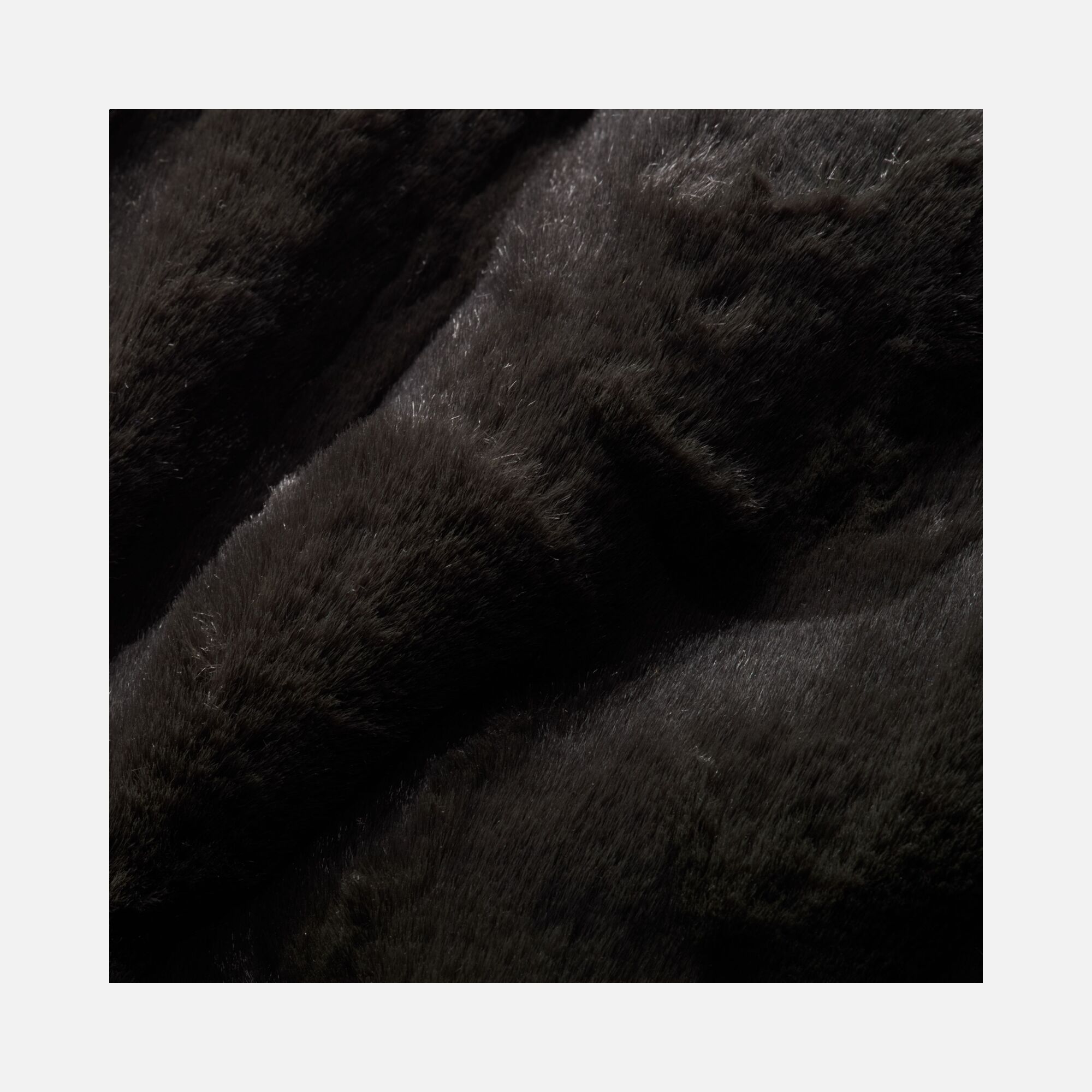 Nike Sportswear Futura 365 Faux Fur (1 L) HO24 Kadın Omuz Çantası