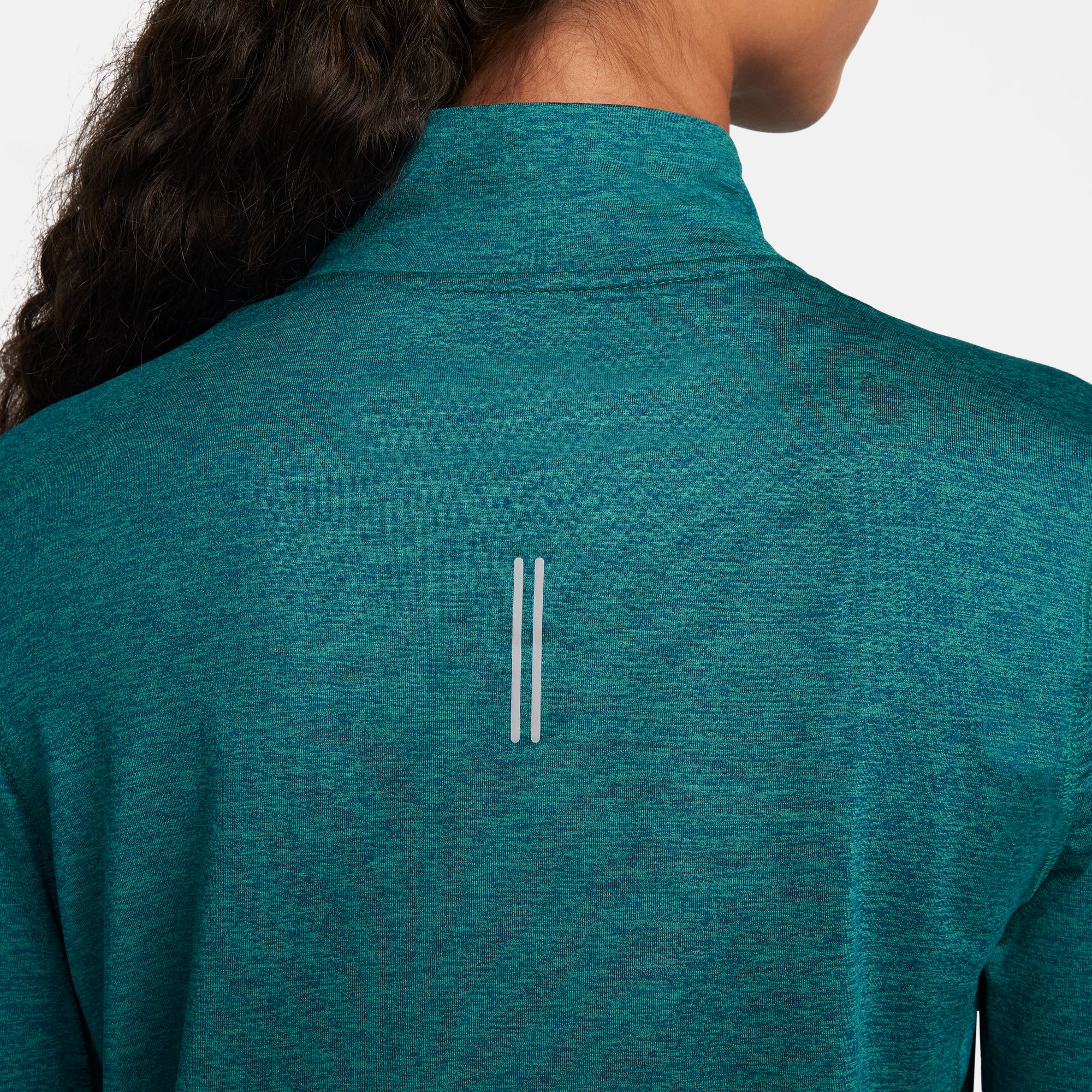 Nike Element 1/2-Zip Running Long-Sleeve Kadın Tişört