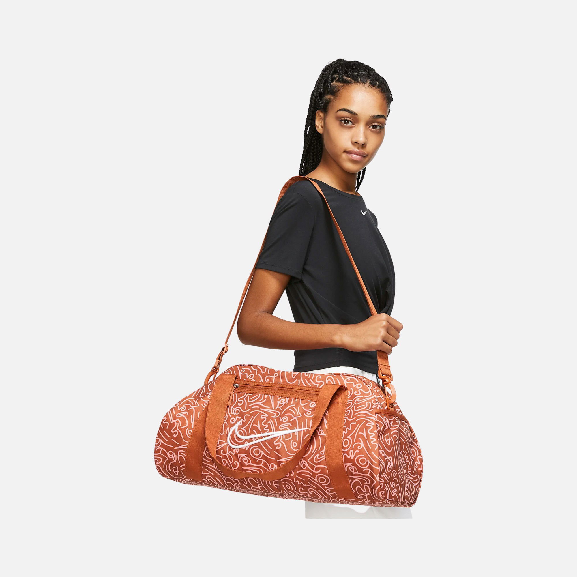 Nike Gym Club Graphic Printed (24 L) Kadın Spor Çanta