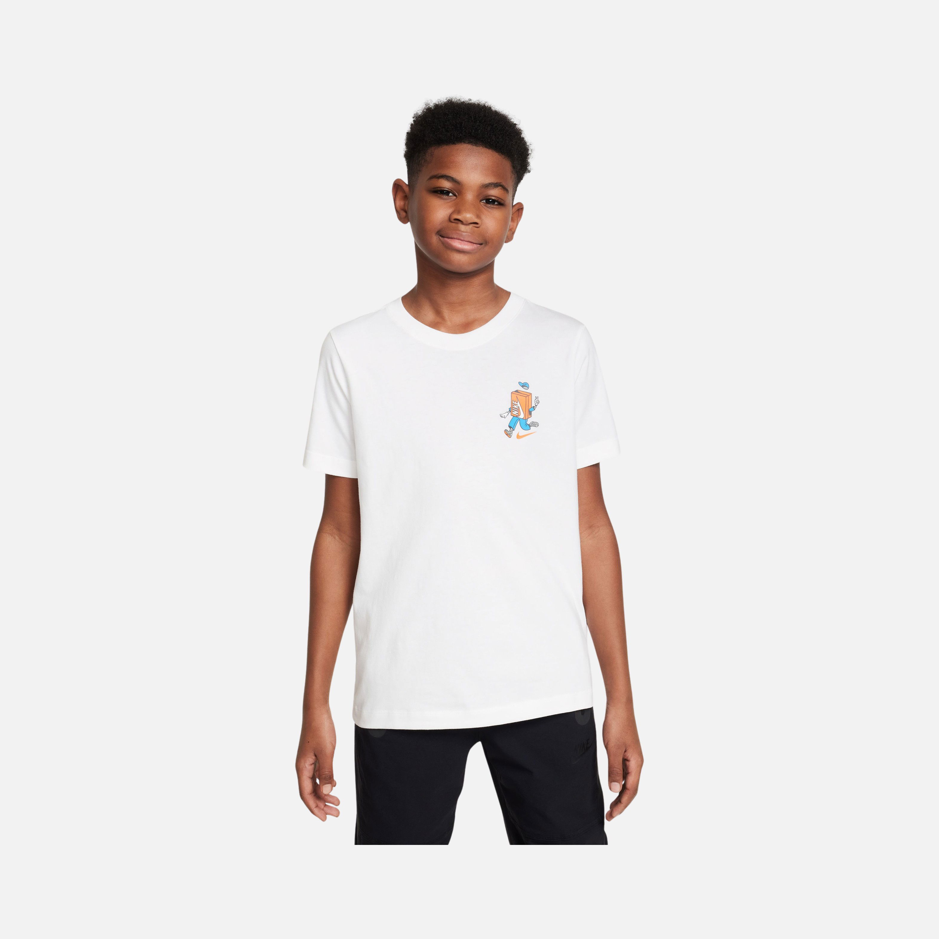 Nike Sportswear Boxy 1 Just Do It Music Graphic Short-Sleeve (Boys') Çocuk Tişört