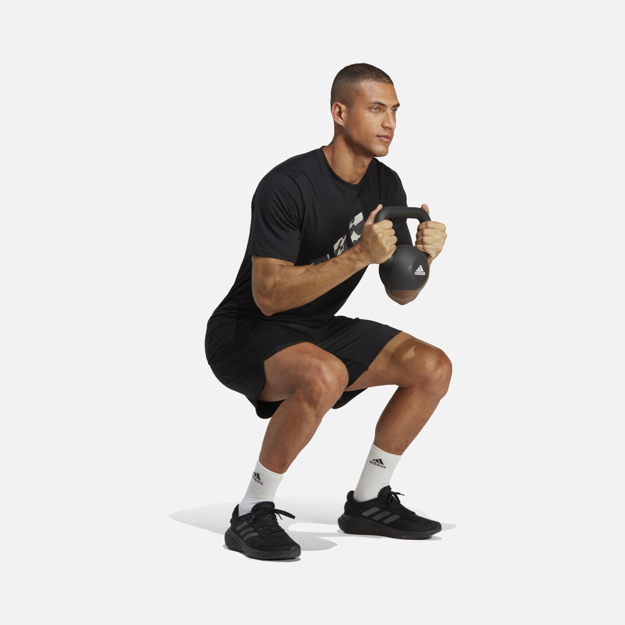 adidas Train Essentials Seasonal Logo Training Short-Sleeve Erkek tişört