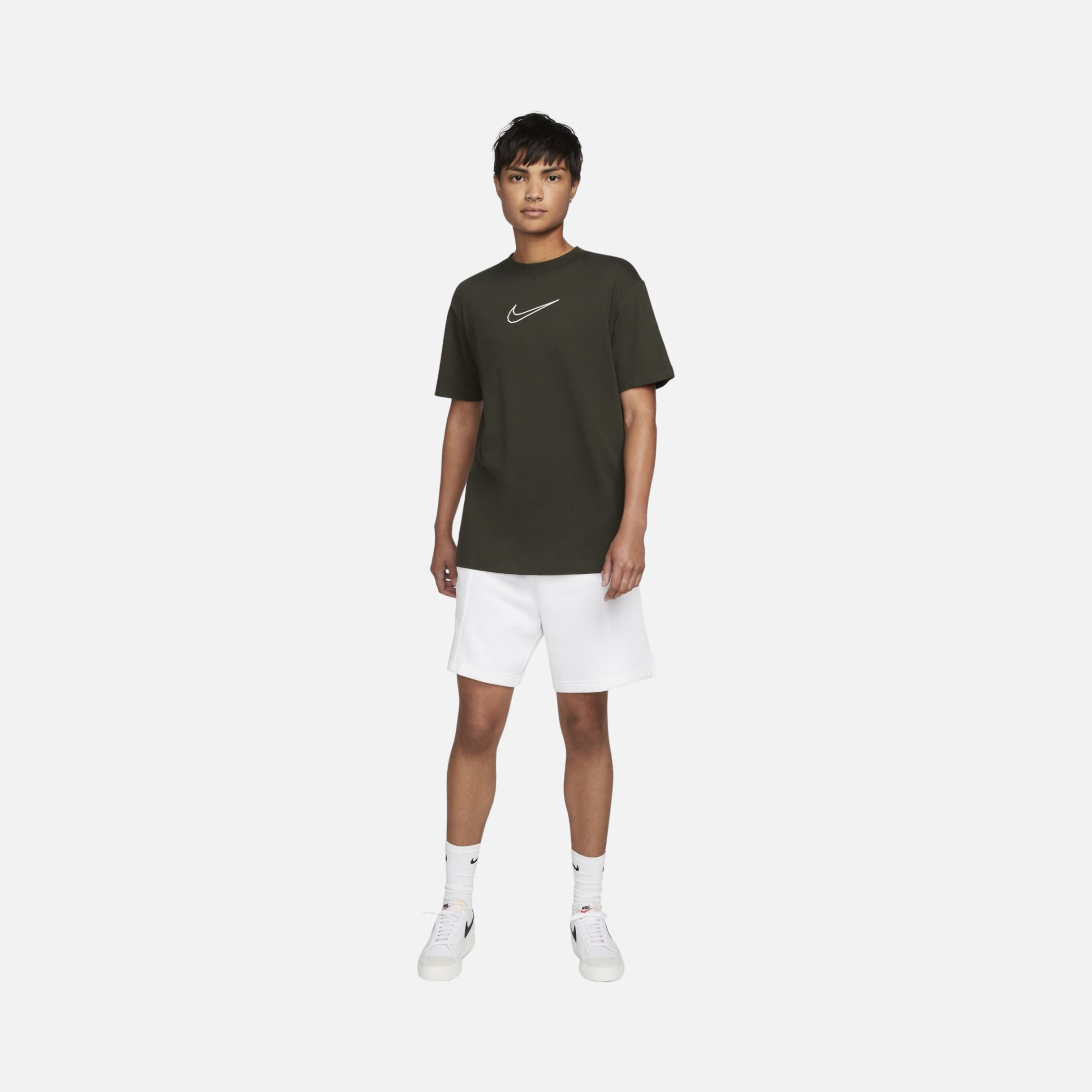 Nike Sportswear Boyfriend Short-Sleeve Kadın Tişört