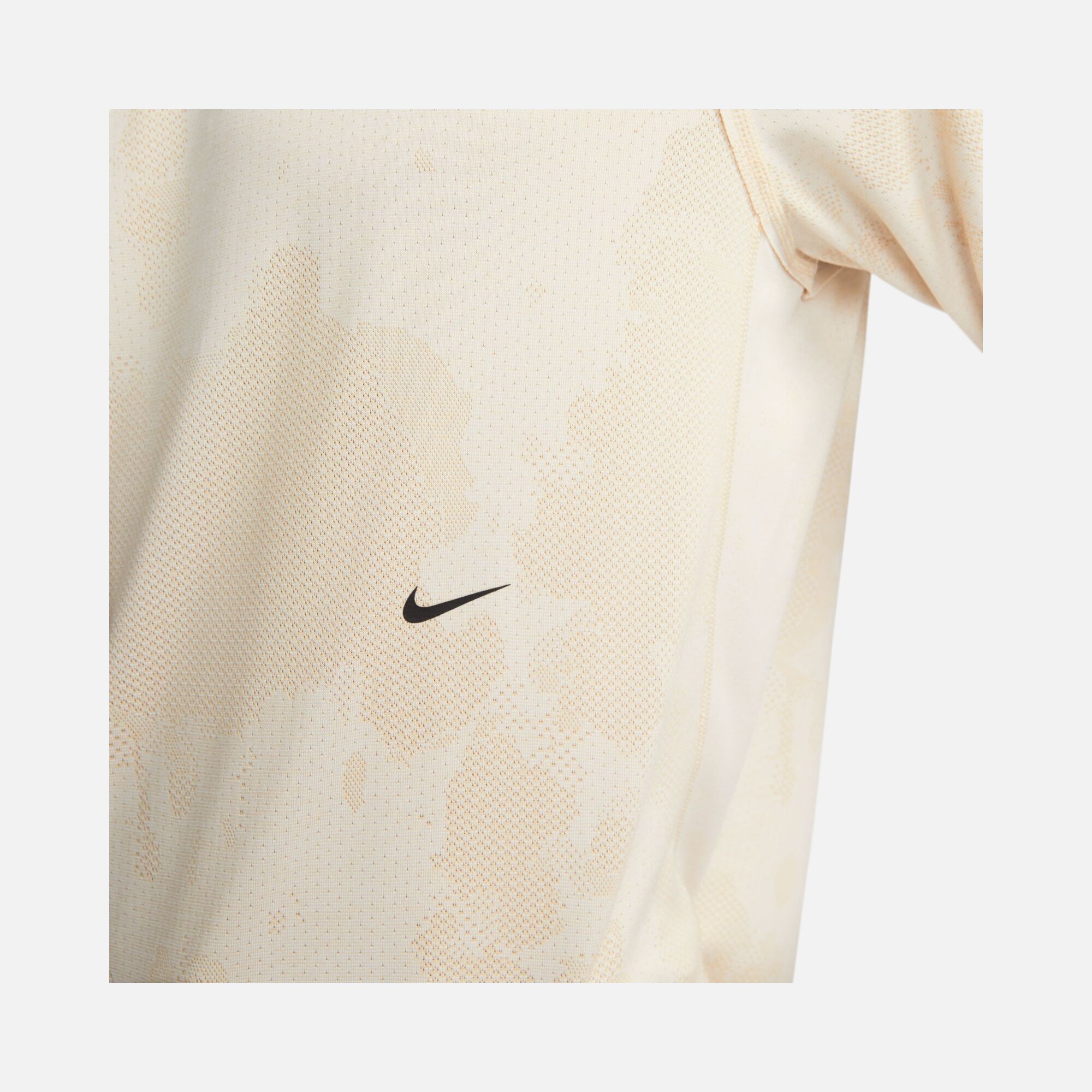 Nike Dri-Fit ADV Axis Performance System Engineered Training Short-Sleeve Erkek Tişört