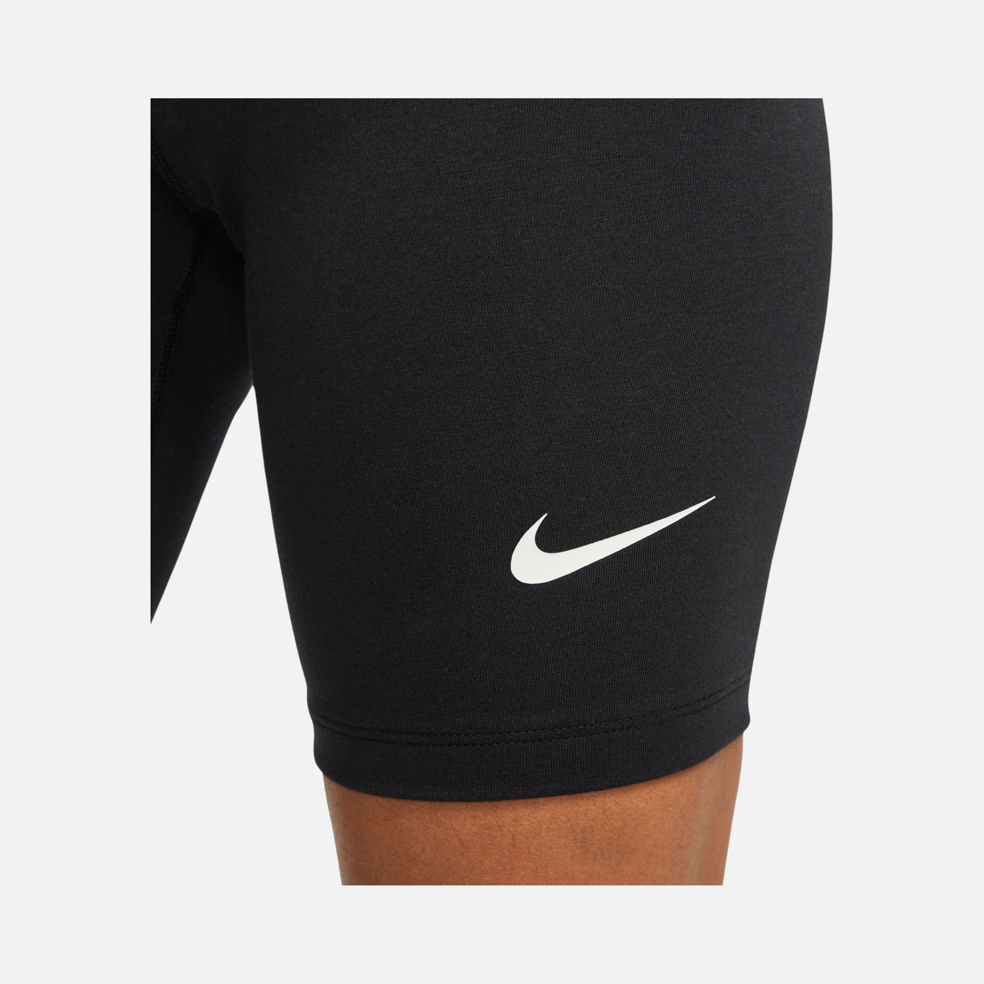 Nike Sportswear Classics High-Waisted 20cm (approx.) Biker Kadın Şort