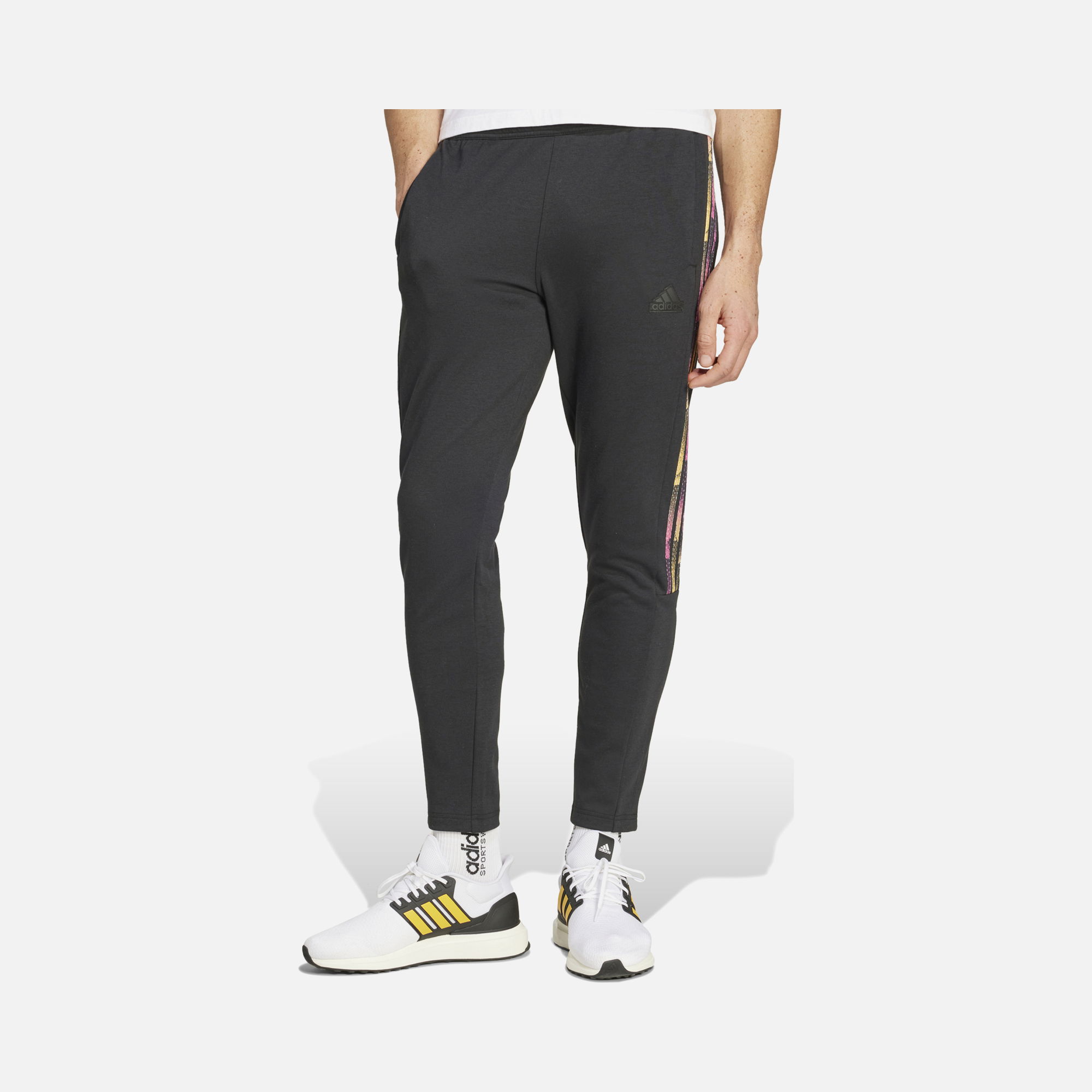 adidas Sportswear Tiro 3-Stripes Q2 Erkek Eşofman Altı