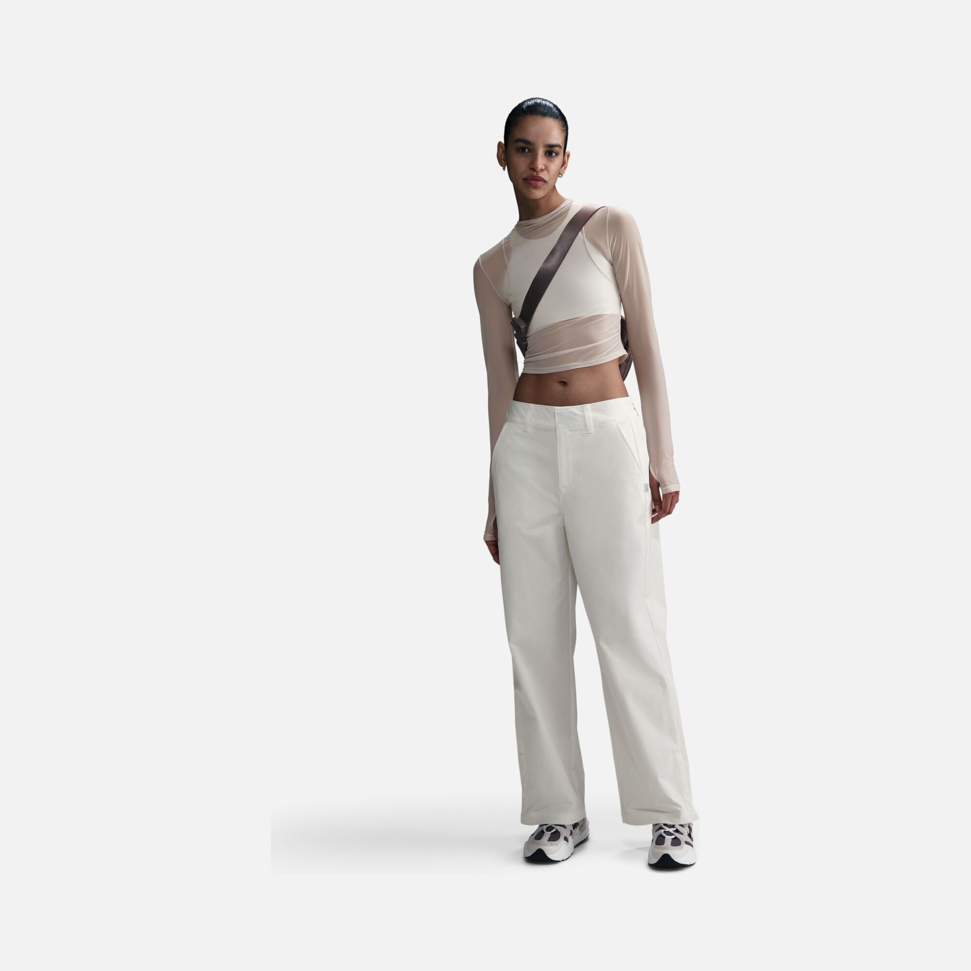 Nike Sportswear Collection Twill Woven Fabric Snap Legs Kadın Pantolon