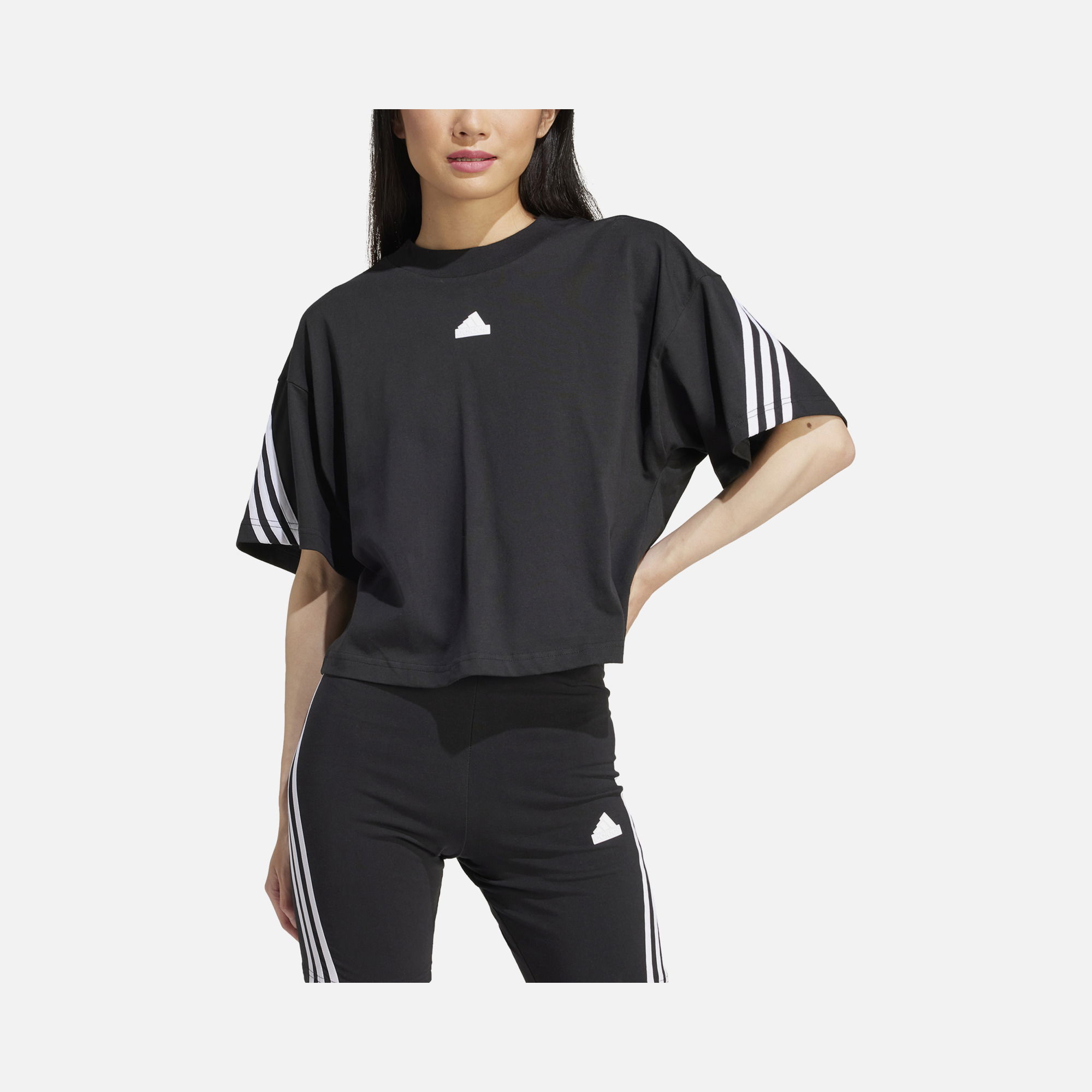 adidas Future Icons 3-Stripes Short-Sleeve Kadın Tişört