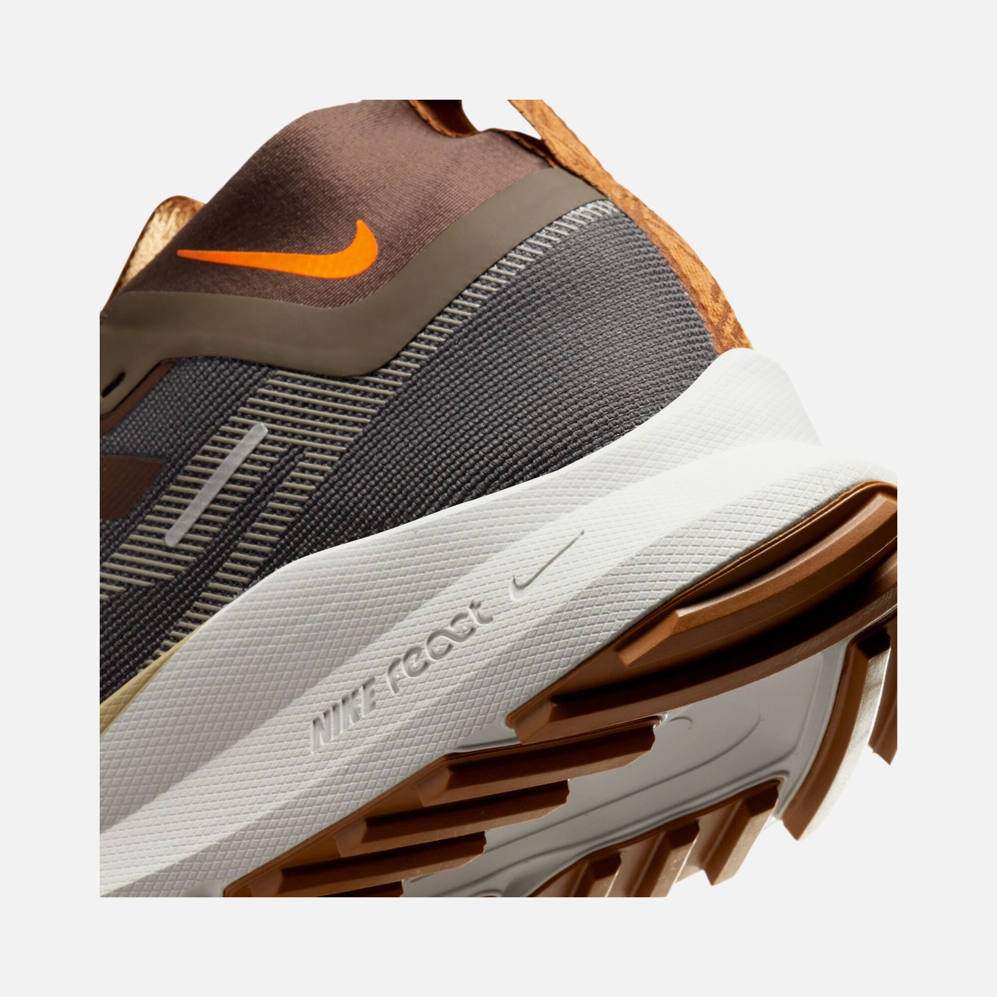Nike Pegasus Trail 4 Gore-Tex Road Running Erkek Spor Ayakkabı