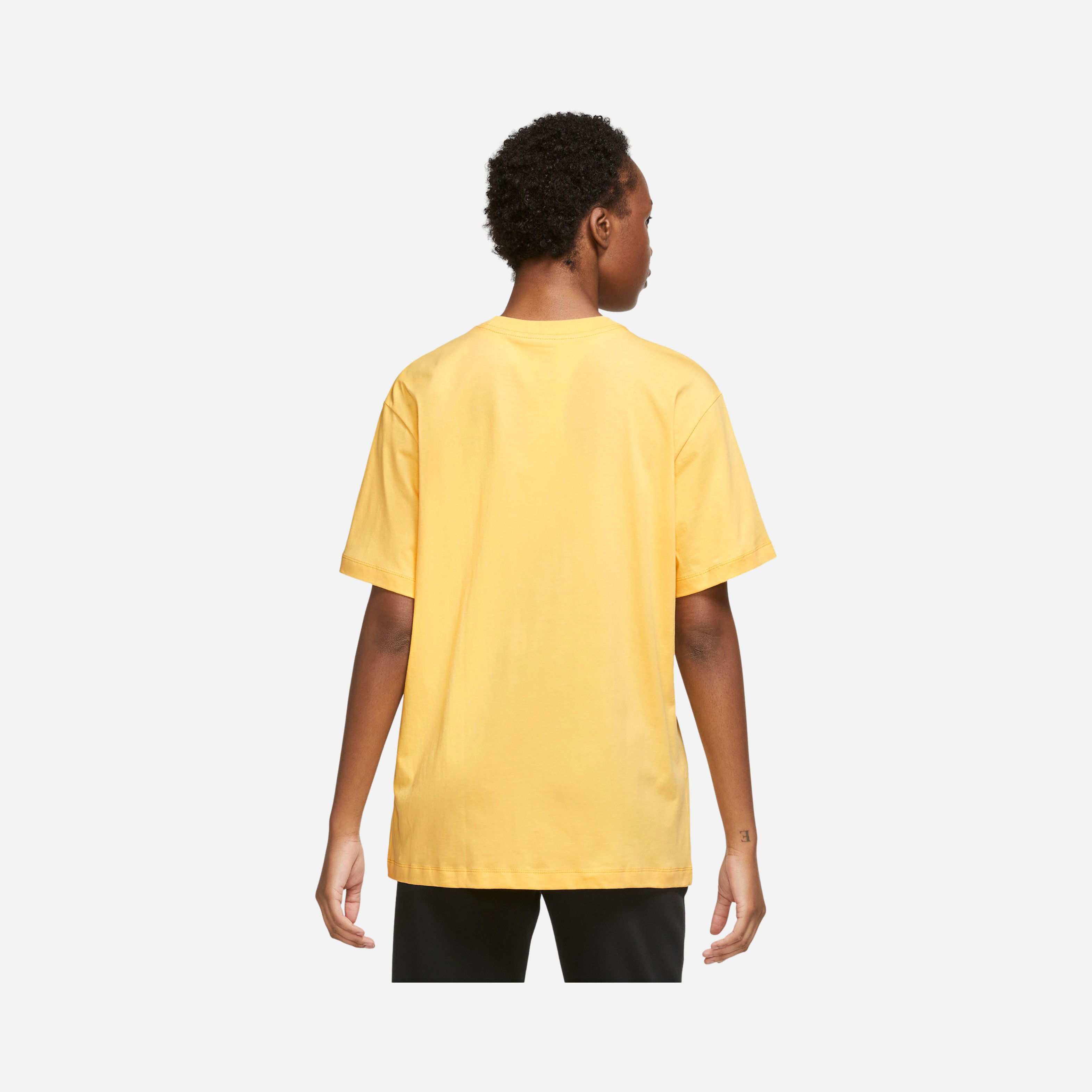 Nike Sportswear Essentials Short-Sleeve Kadın Tişört