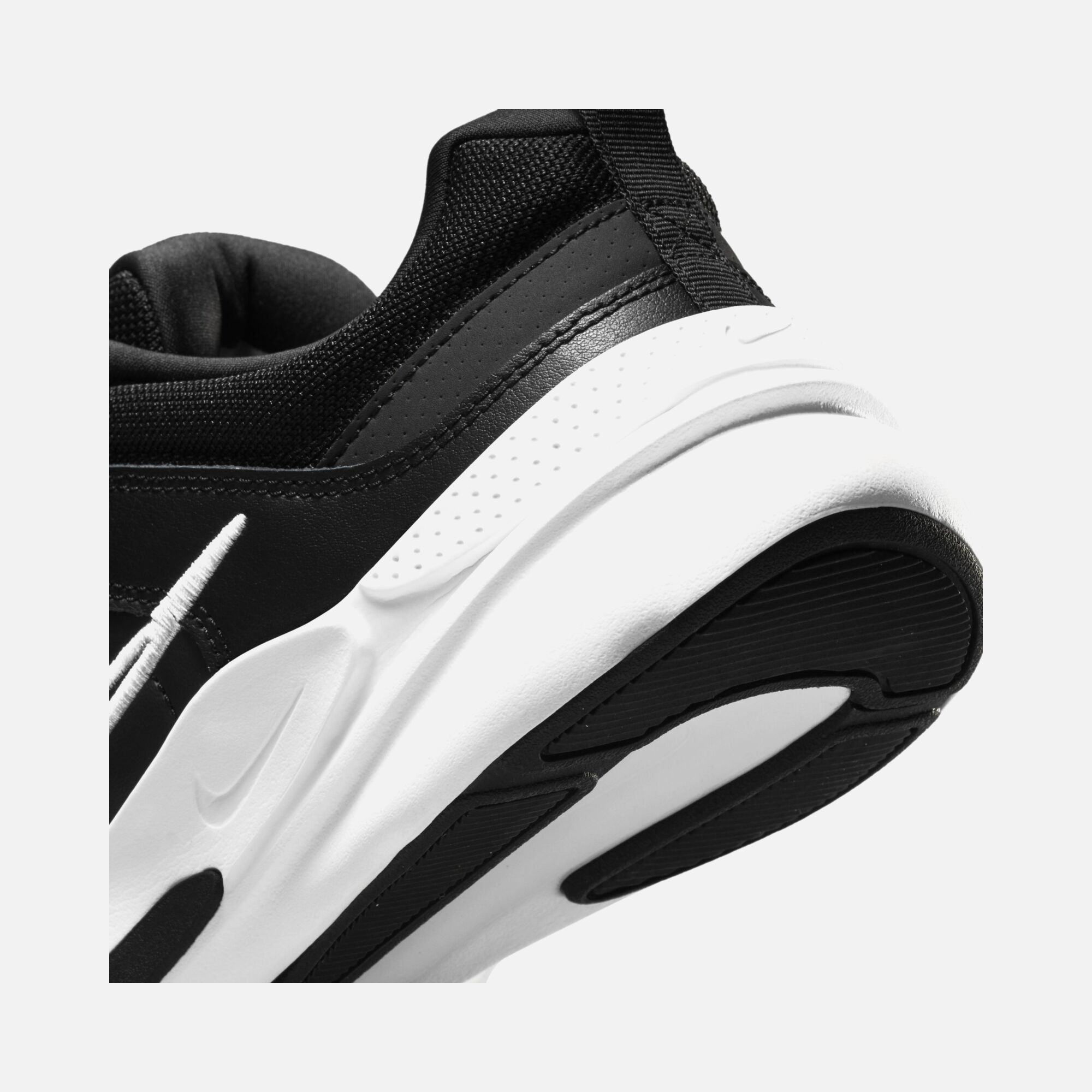 Nike Defy All Day Training Erkek Spor Ayakkabı