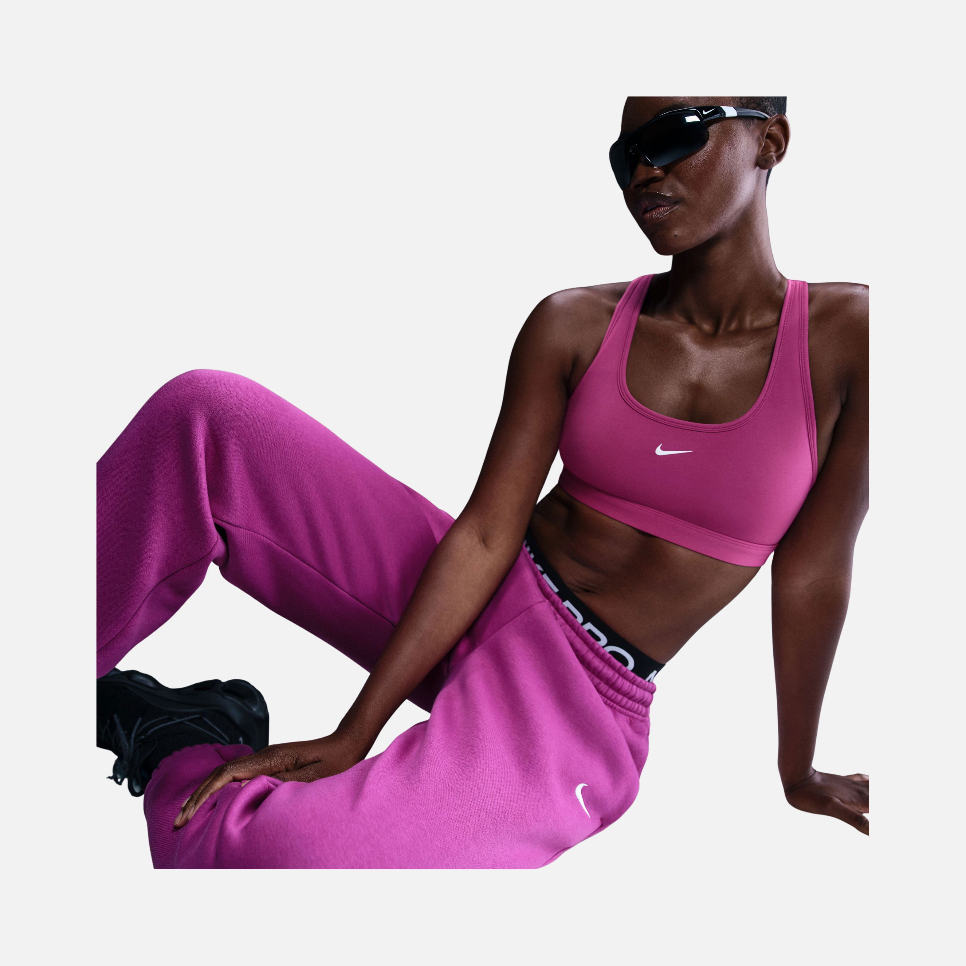 Nike Sportswear Phoenix Fleece High-Waisted Oversized Kadın Eşofman Altı