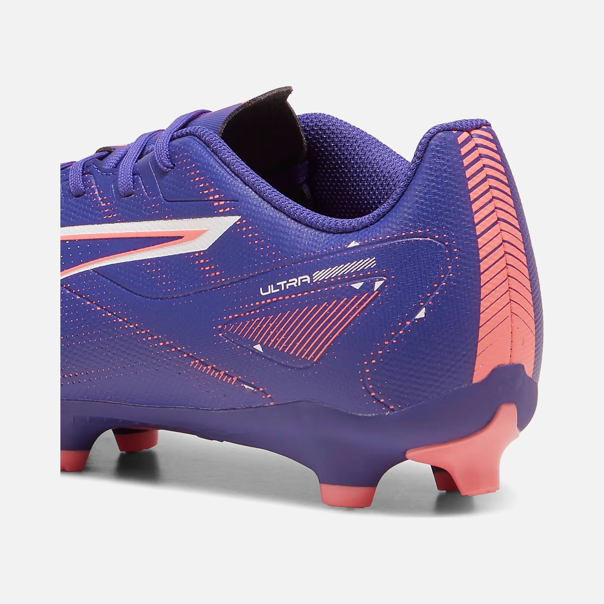 Puma Ultra 5 Play FG/AG Firm-Ground & Artificiel Grass Low-Top Erkek Krampon