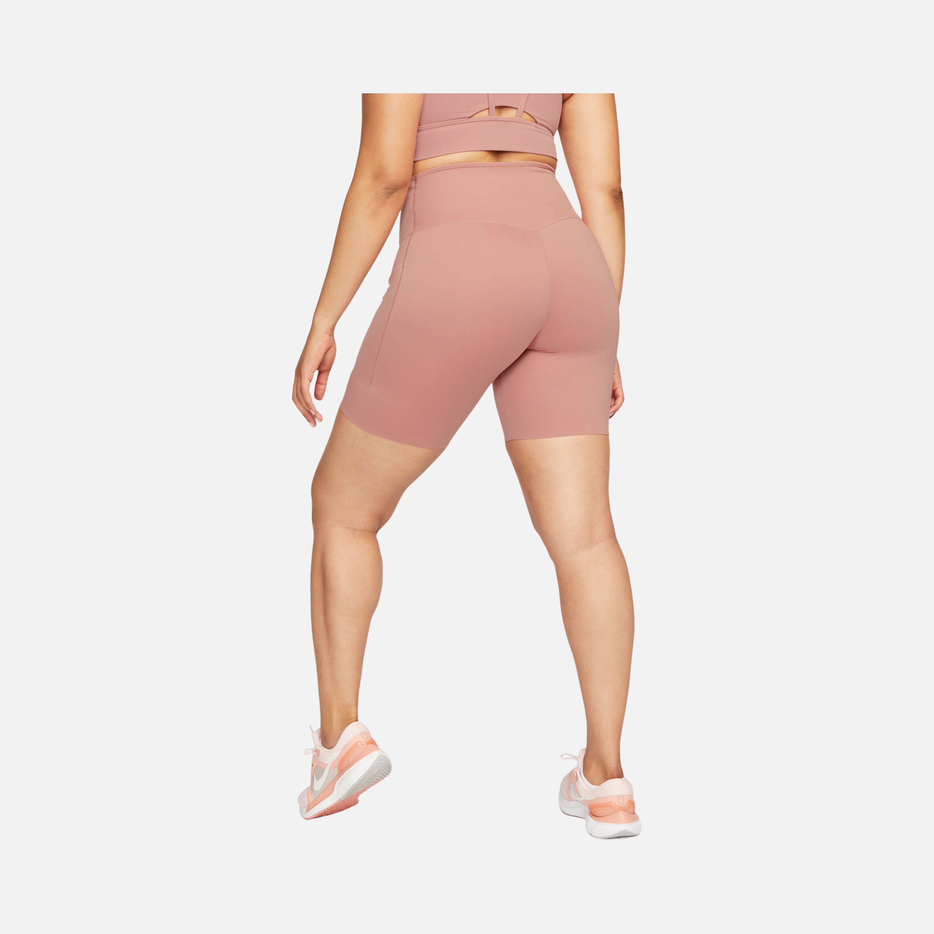 Nike Dri-Fit Go Firm-Support High-Waisted 20cm (approx.) Biker Training Kadın Şort