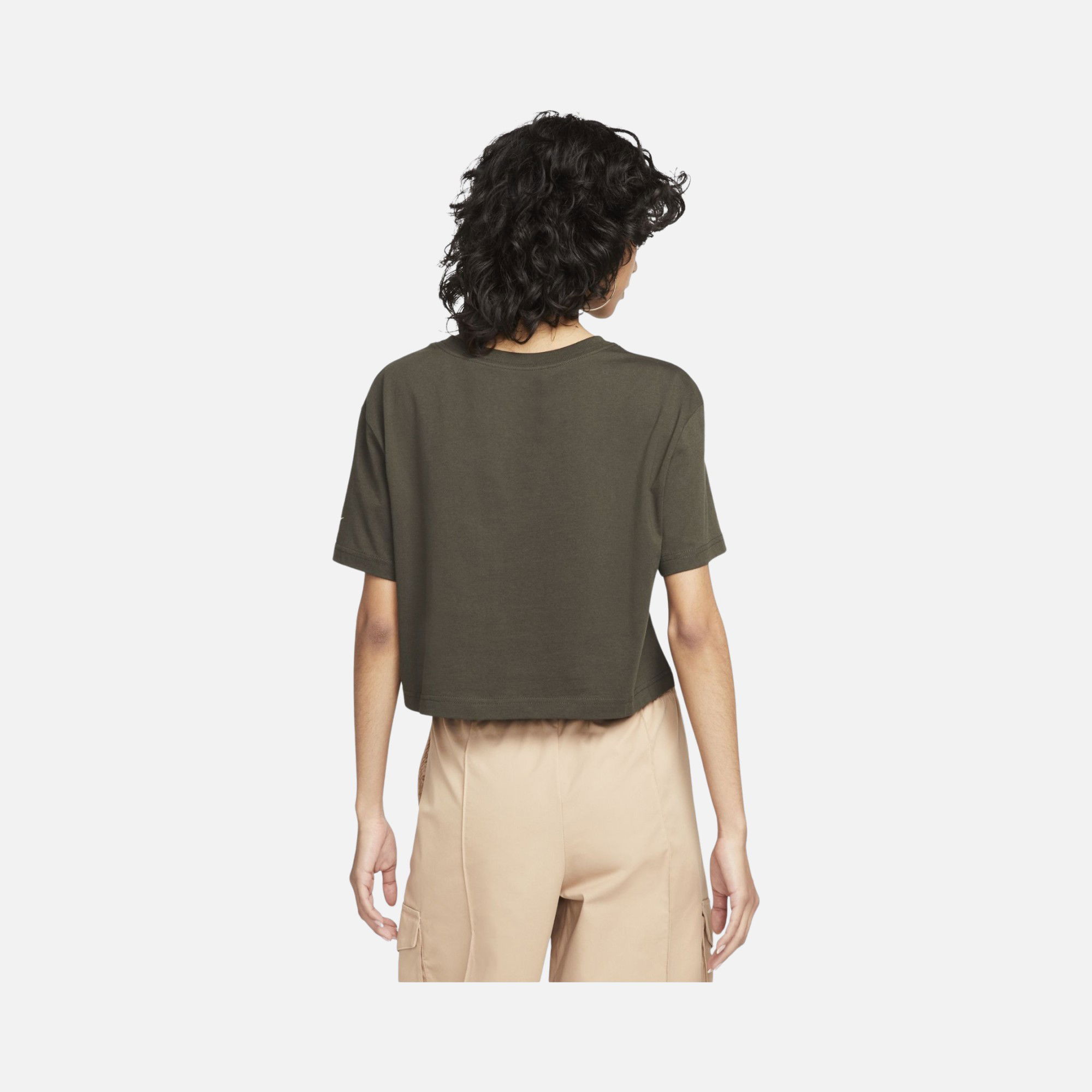 Nike Sportswear Graphic Crop Short-Sleeve Kadın Tişört