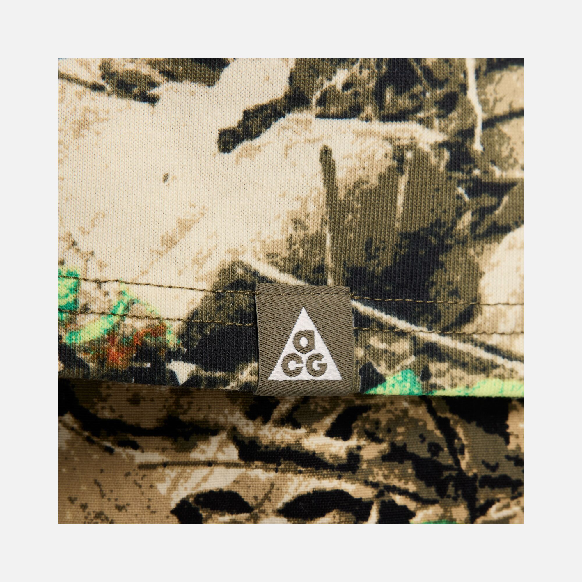 Nike Sportswear ACG Dri-Fit OC Leaf Cutter Graphics Short-Sleeve Erkek Tişört