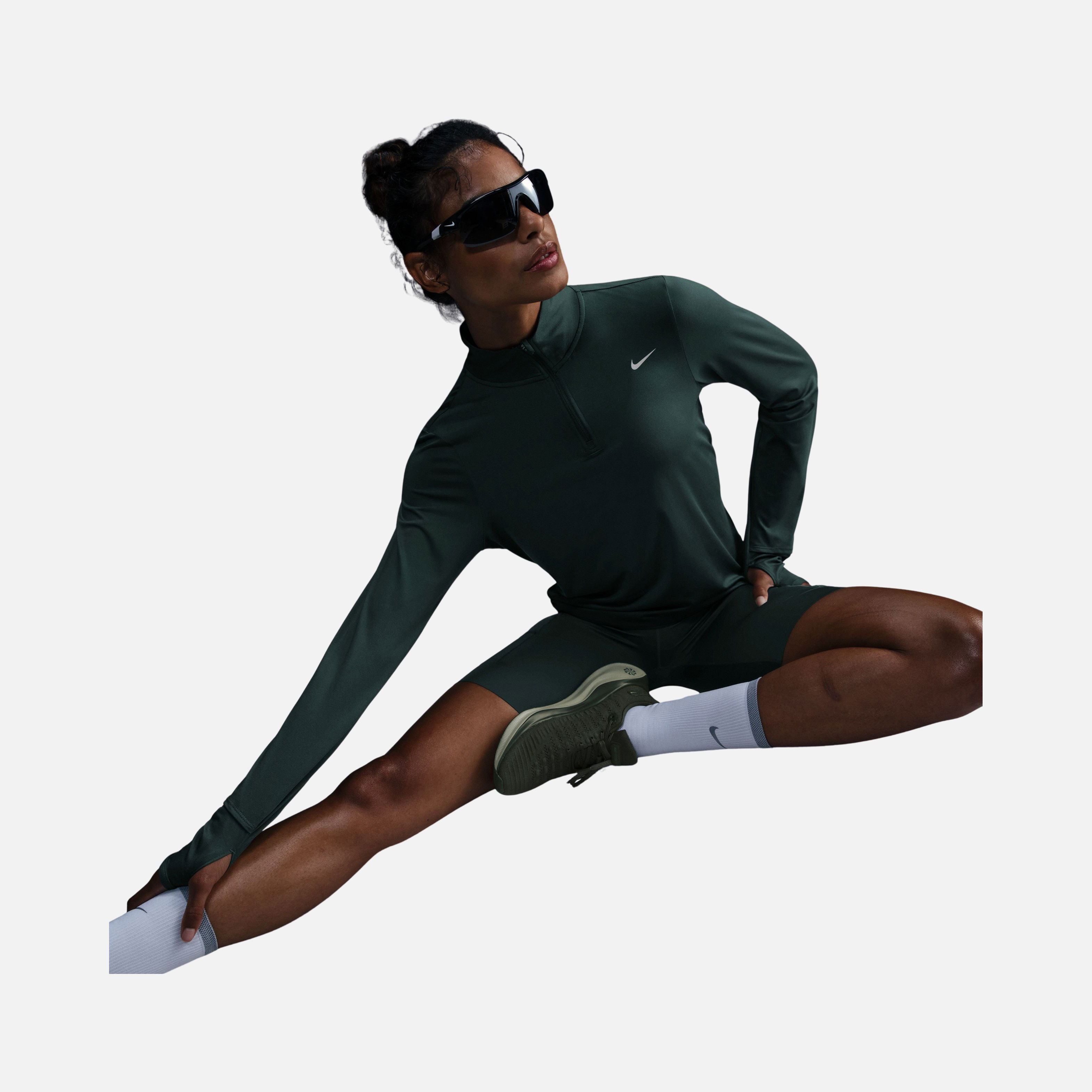 Nike Dri-Fit Swift Element UV 1/4-Zip Running Long-Sleeve Kadın Tişört